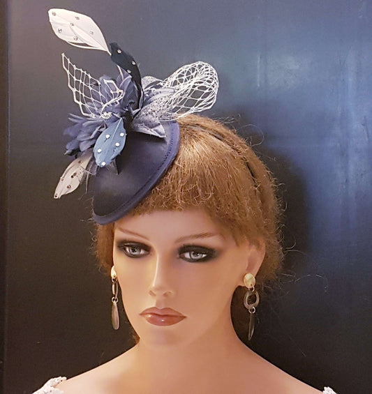 FASCINATOR hat NAVY BLUE Hat fascinator #Blue  hat fascinator Race, Cocktail,Ladies day,Ascot hat Blue and silver feather hat Fascinator