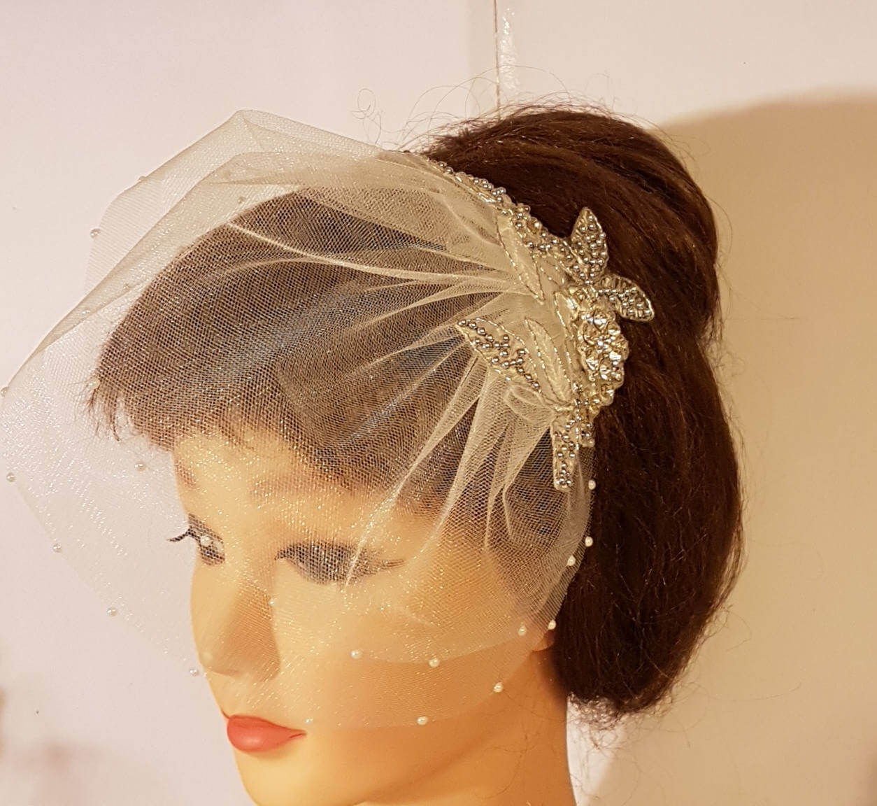 Fascinator veil, Bridal veil, mini blusher veil, Headpiece, flower applique Blusher, Wedding Hair Accessory, Bridal 2 Tier Tulle Head Piece