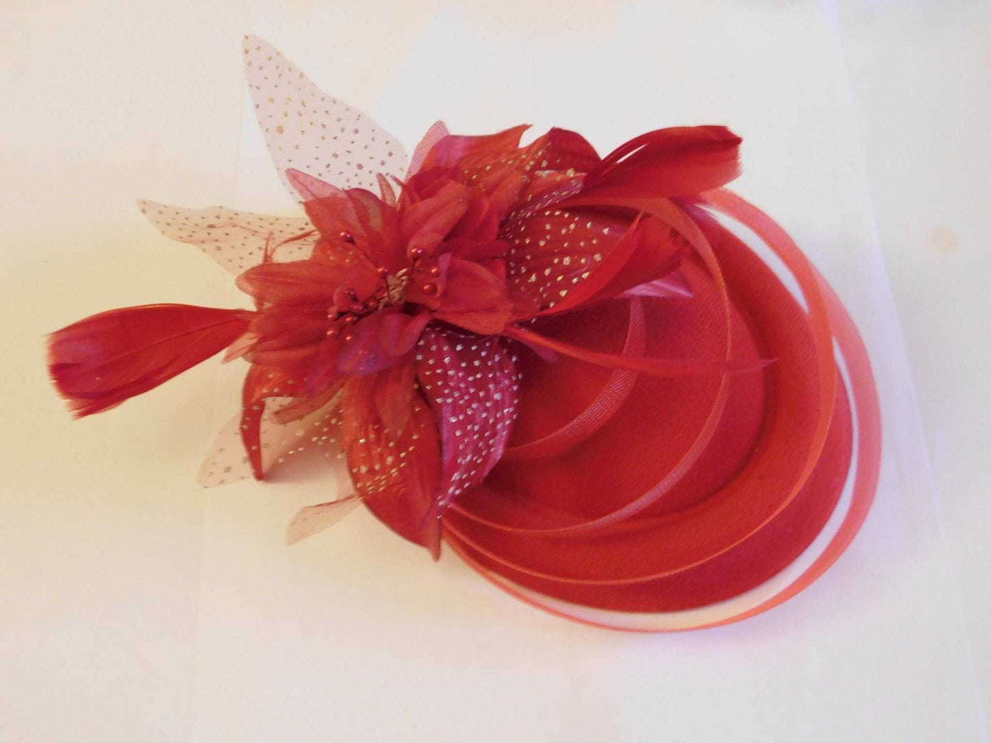 Red fascinator hat, 40s,50s RED Feather Pillbox hatinator