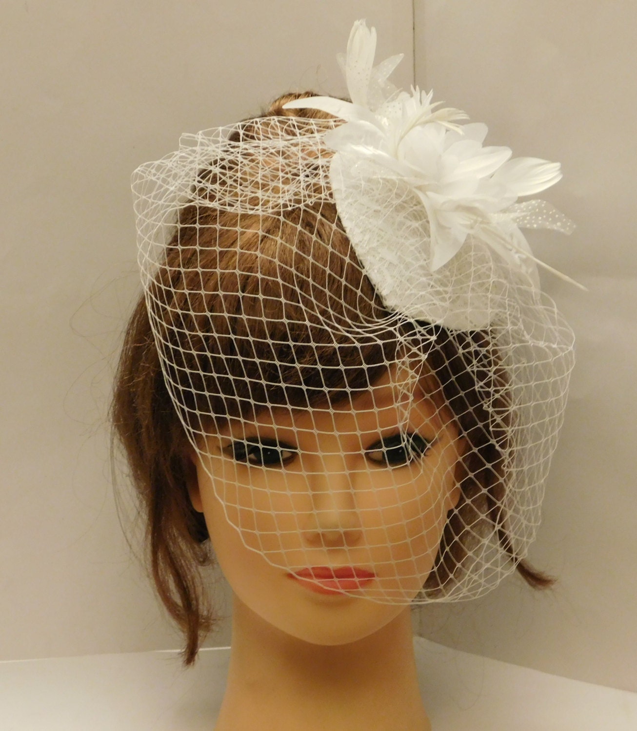 Birdcage veil Hat Fascinator, Bridal Ivory fascinator Wedding Race, Ascot hat, ladies cocktail hat, Birdcage veil Hat Fascinator