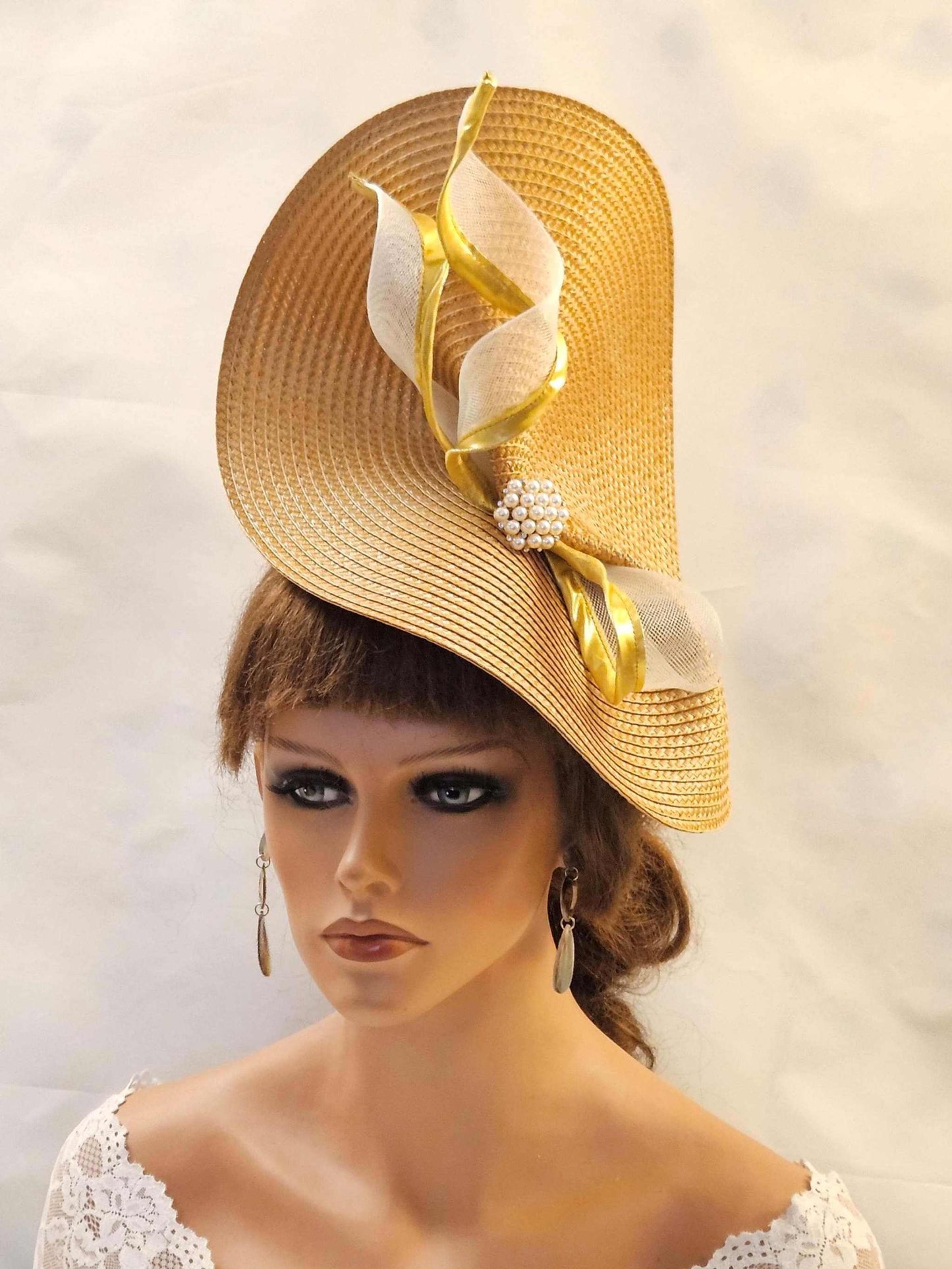 Gold Fascinators & Hats for Weddings, Races,Mother of the Bride/Groom & Special occasions