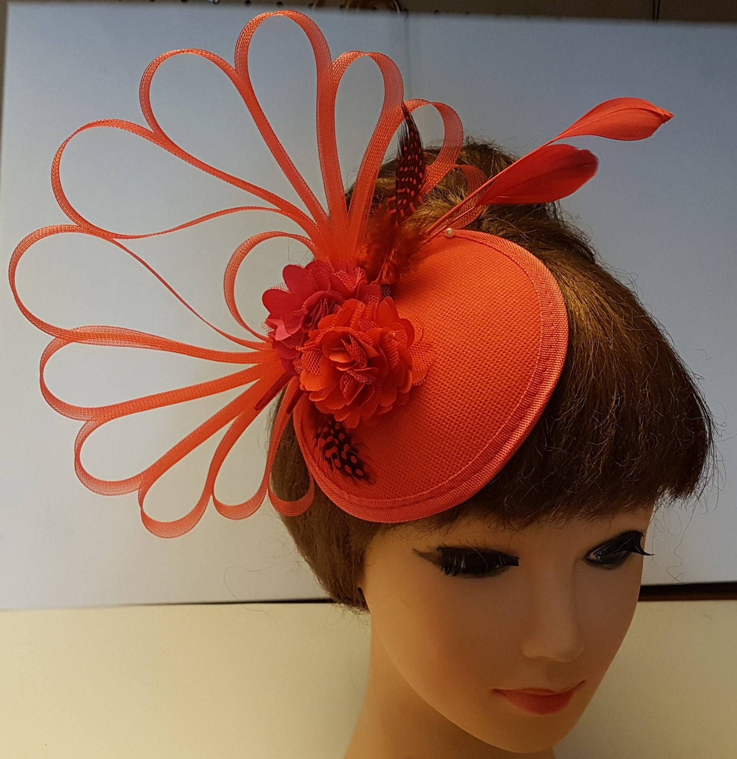 Cappello ascot ROSSO Fascinator, Cappello Royal Ascot da Cocktail Party, Cappello da corsa, da matrimonio, Cappello da chiesa Kentucky Derby, Fascinator rosso hatinator