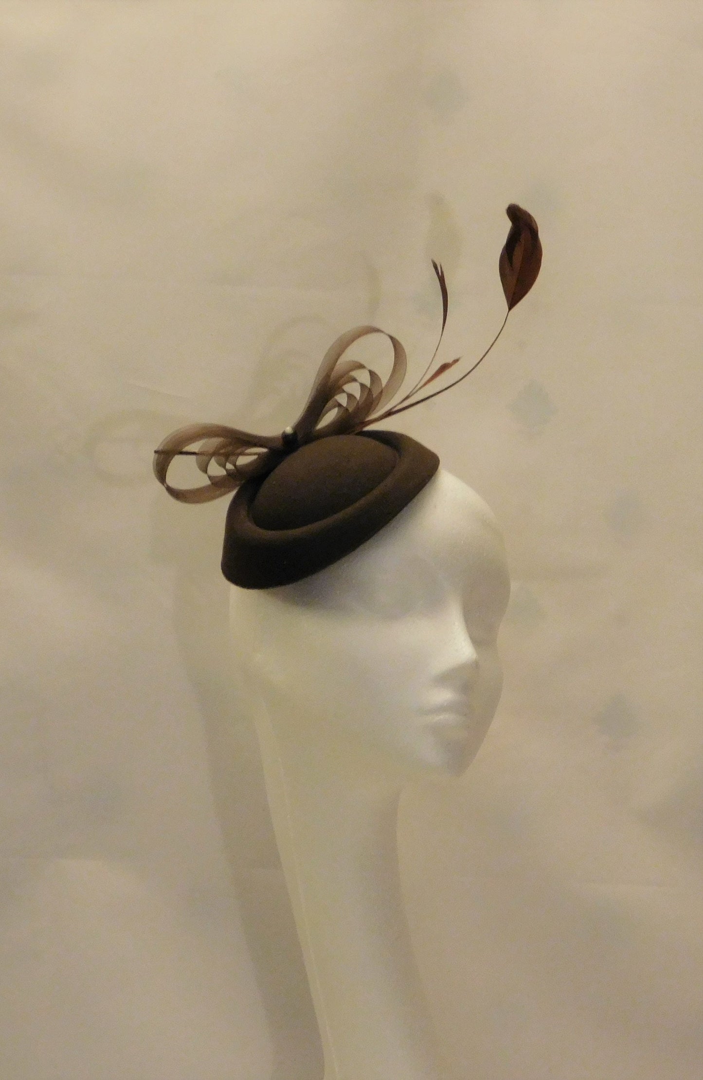 Fascinator hat Brown Hat fascinator #Brown hat with Loops, Feathers.Ascot hat fascinator Wedding, Race, Cocktail hat Church hat fascinator