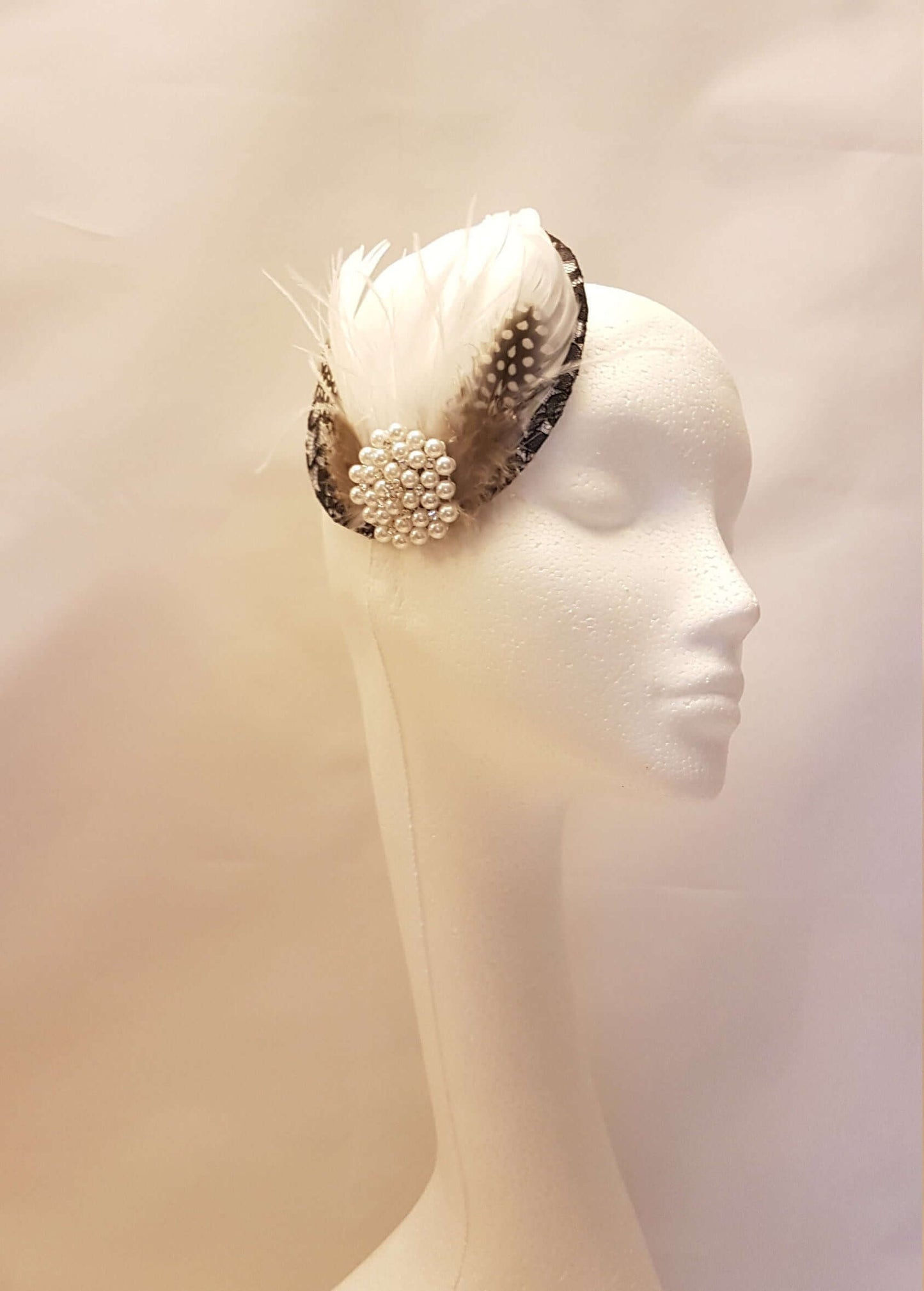 FASCINATOR Black & White FEATHER facinator 1920s Feather hat Large Pearls Crystal jewel Bridal Wedding Ascot Cocktail Party hat Fascinator