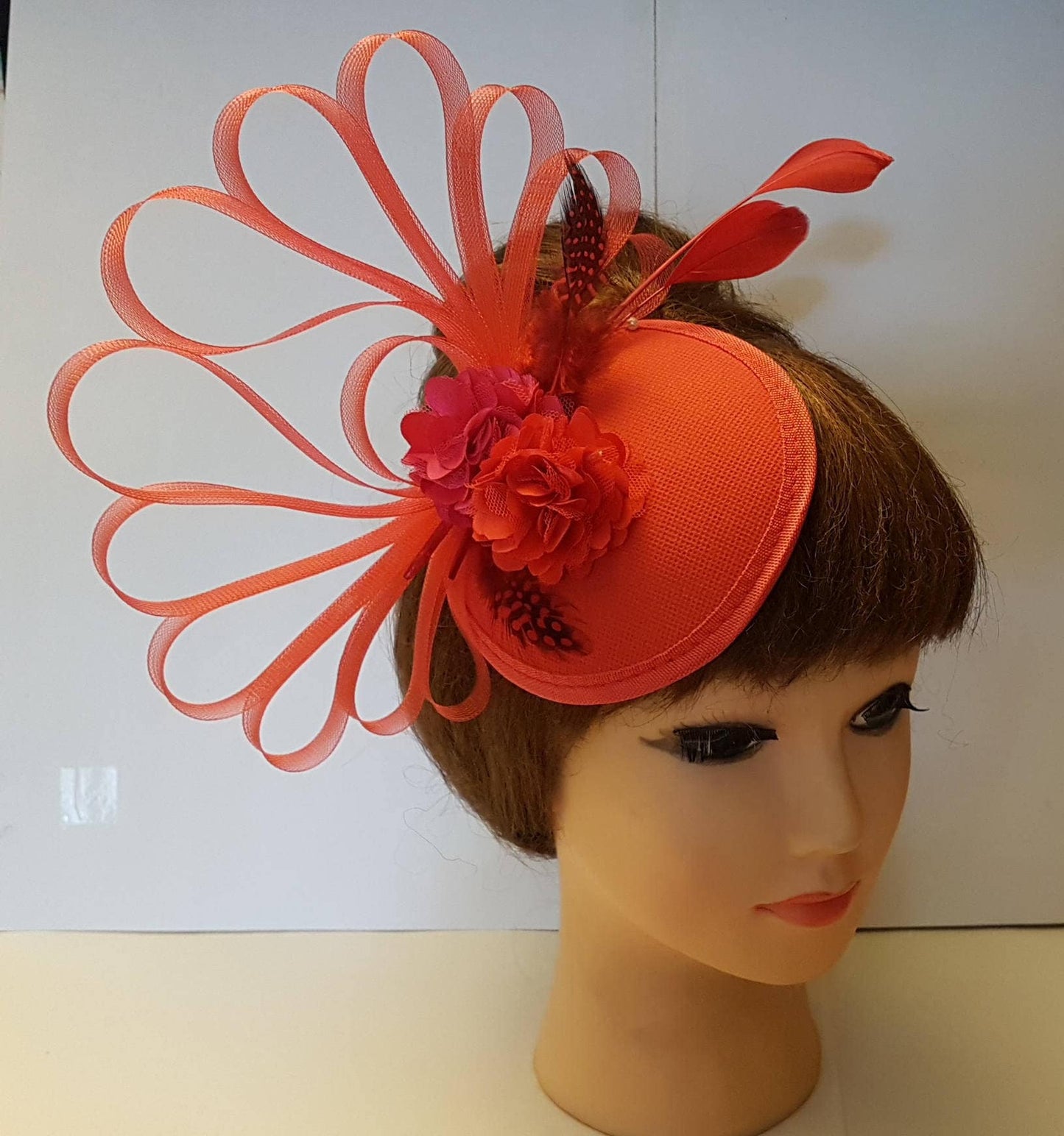 Cappello ascot ROSSO Fascinator, Cappello Royal Ascot da Cocktail Party, Cappello da corsa, da matrimonio, Cappello da chiesa Kentucky Derby, Fascinator rosso hatinator