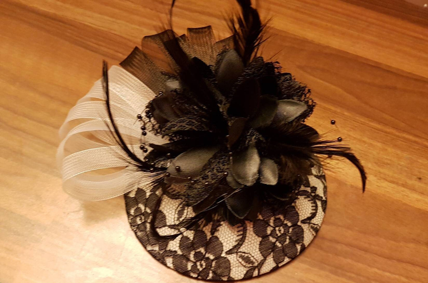 Hat Fascinator,Wedding hat Cocktail hat, Race Wedding,Church Goodwood revival,Prom Hat fascinator #Black & White feather hat fascinator