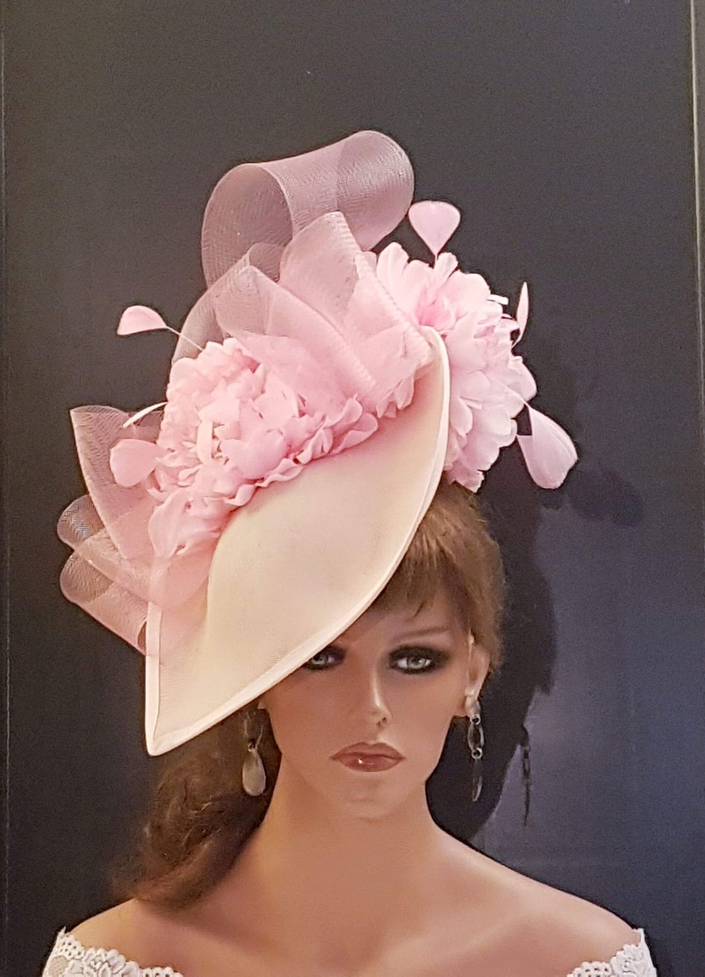 White & Pink Hat Fascinator Large hatinator with Feathers. Floral Church Derby Ascot Race Wedding Party hat Mother of Bride/Groom- EleganceFascinator