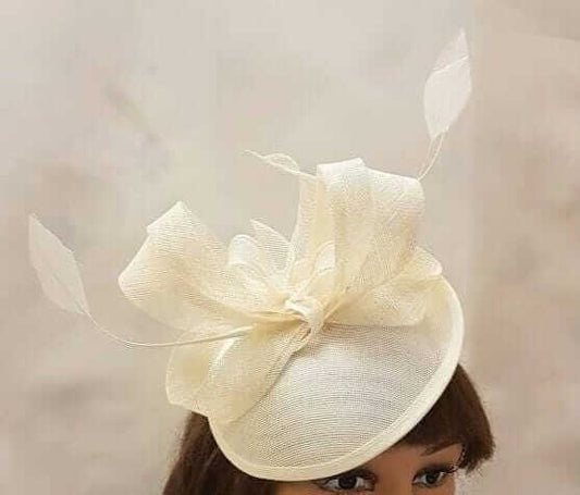 IVORY FASCINATOR  Ascot hat fascinator Wedding Race Cocktail Church hat