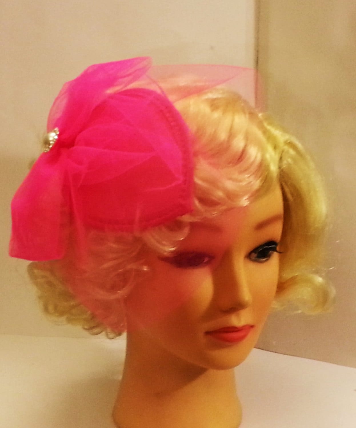 Hat Fascinator 1940s-50s Veil Hat #HOT PINK Teardrop hat birdcage Fascinator.mini birdcage veil hat fascinator pink Tulle veil hat wedding