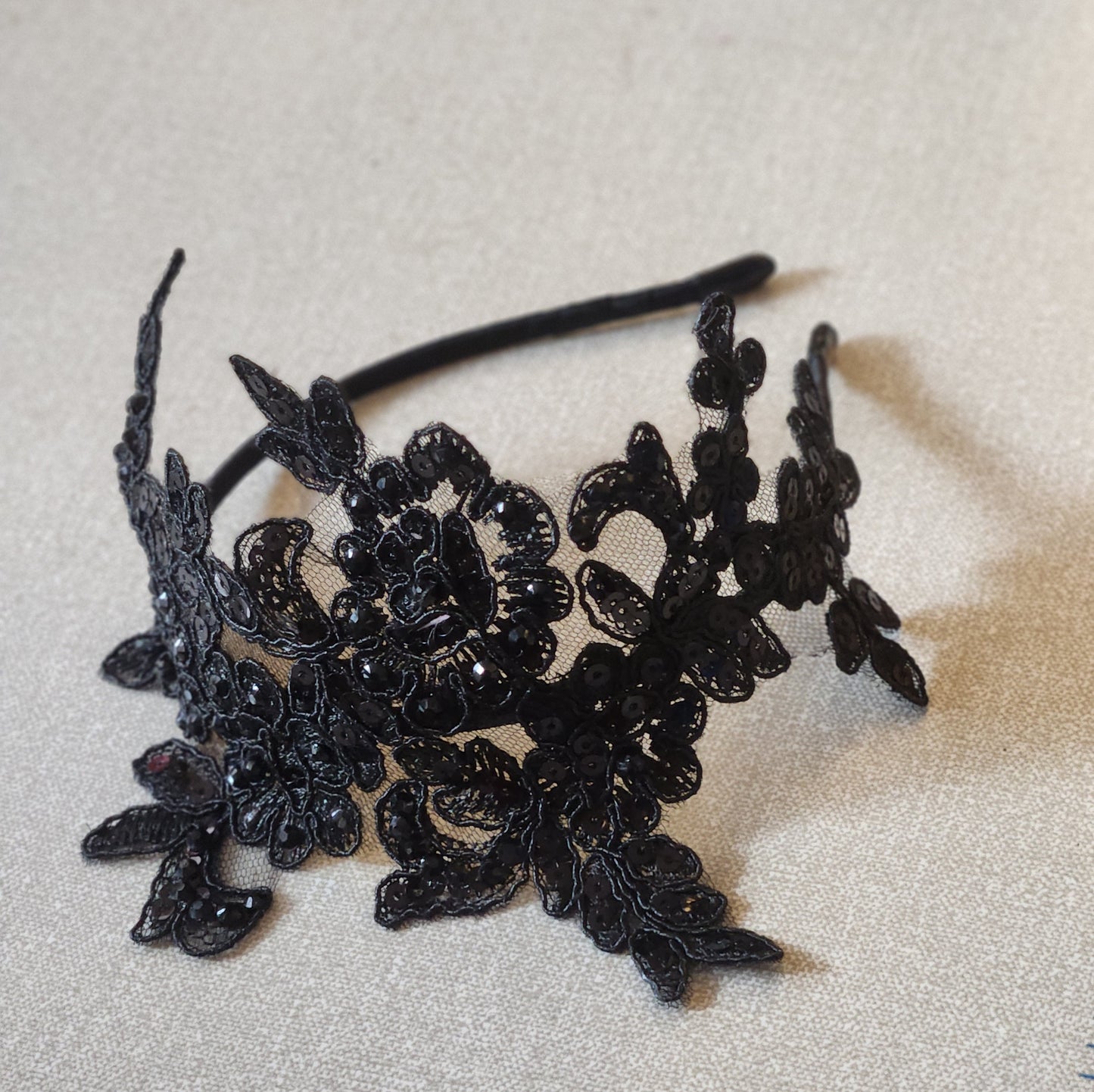 Fascinator Vintage Black Lace Headband Fascinator Cocktail,Wedding,party,Prom, Girls Headpiece Black Lace headdress. Black headband