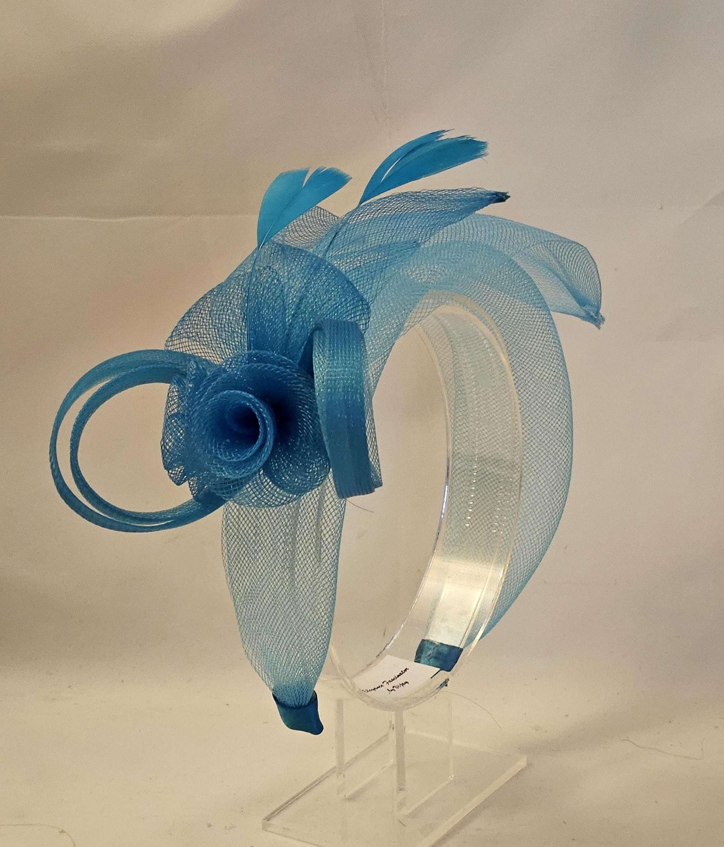 FASCINATOR FASCIA PER TESTA BLU per matrimonio, gare, Tea Party e occasioni speciali. Invitato al matrimonio, copricapo per la madre della sposa. Fascia multicolore moderna