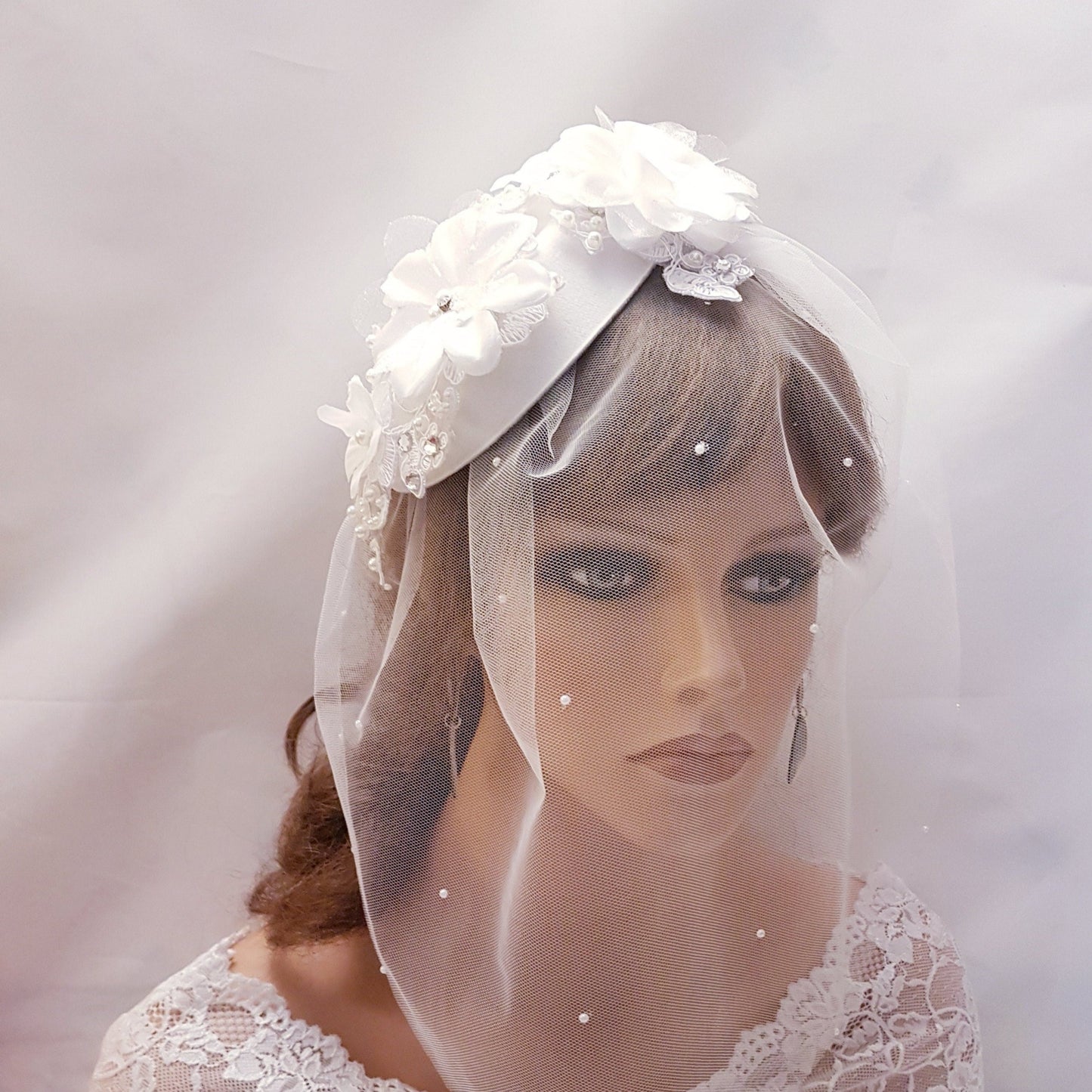 Birdcage veil Hat fascinator White, Ivory