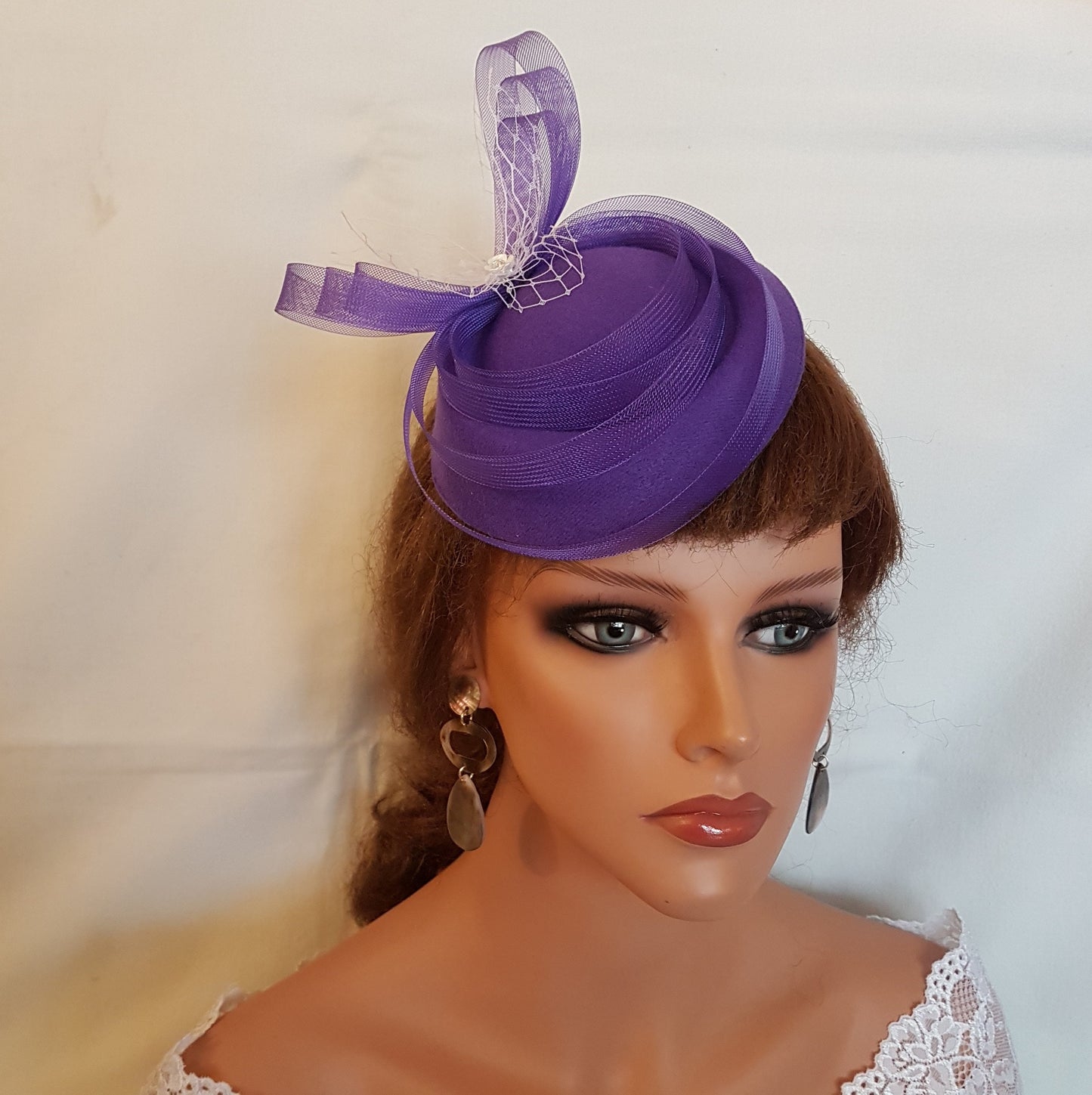Hat fascinator, Vintage 40s 50s Hat, Purple Hat, PURPLE fascinator , Race Cocktail hat, Ascot Hat, Cocktail hat, wedding headpiece