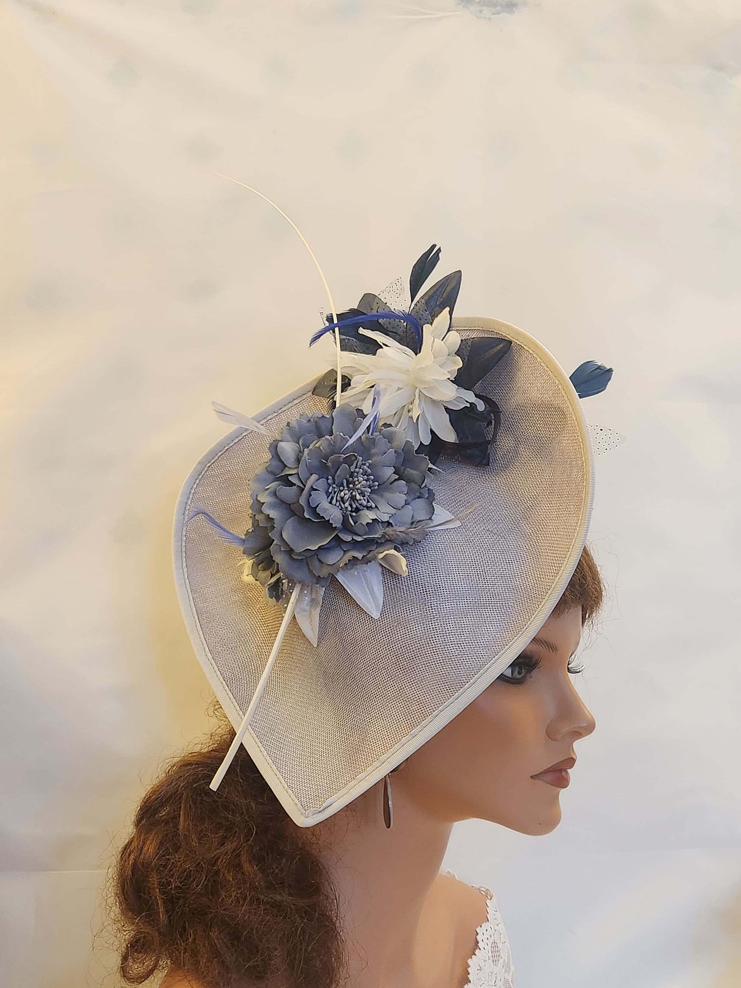 GRAY, NAVY & WHITE Floral Hat fascinator large Teardrop hatinator long Quil Church Derby Ascot Wedding hat Mother of Bride/Groom Hatinator