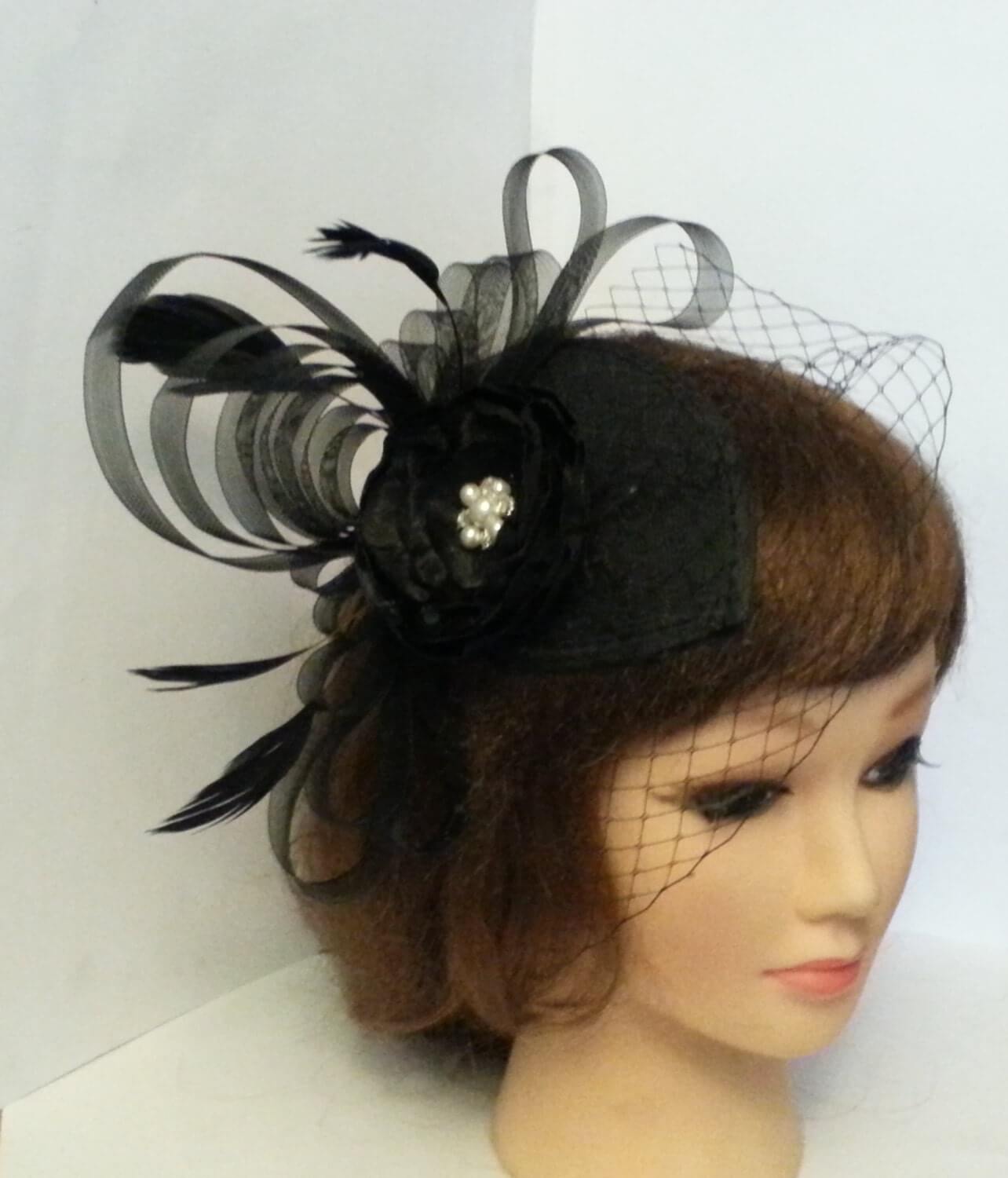 NERO Cappello a forma di gabbia per uccelli con velo a goccia, Fascinator, da sposa, da gara, Royal Ascot, Kentucky Derby, Halloween, cappello a forma di gabbia per uccelli, velo di piume, cappello di ispirazione vintage