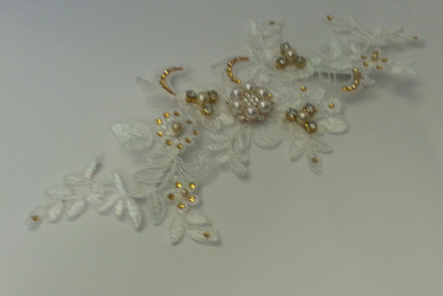 Velo a gabbia per uccelli e set di 2 fascinator bianco o avorio con pizzo staccabile Velo da sposa con perle diamantate color oro Velo fard