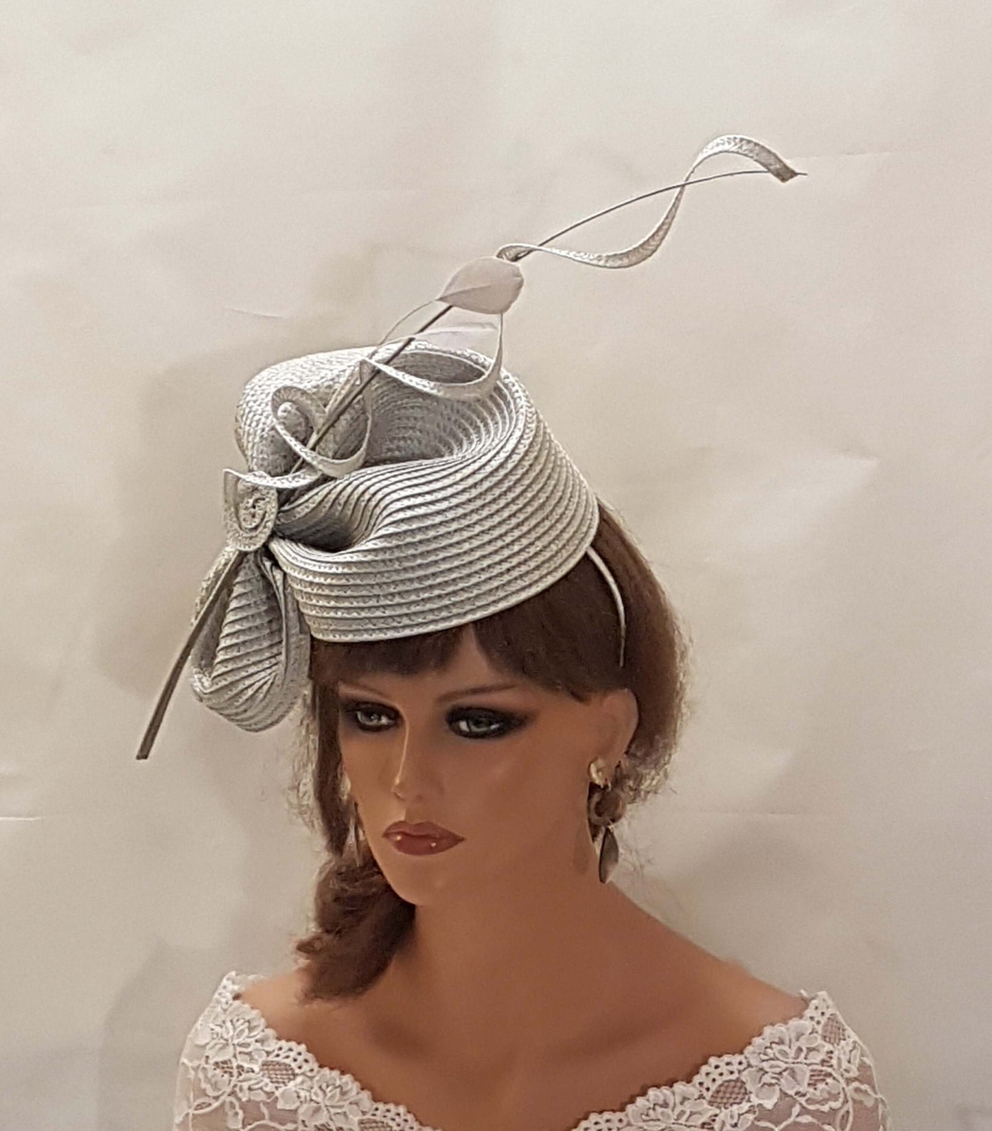 SILVER Grey Hat fascinator large saucer hatinator Womens Royal Ascot, hat Church,Derby Race Wedding Party hat Mother of Bride/Groom Hatinat