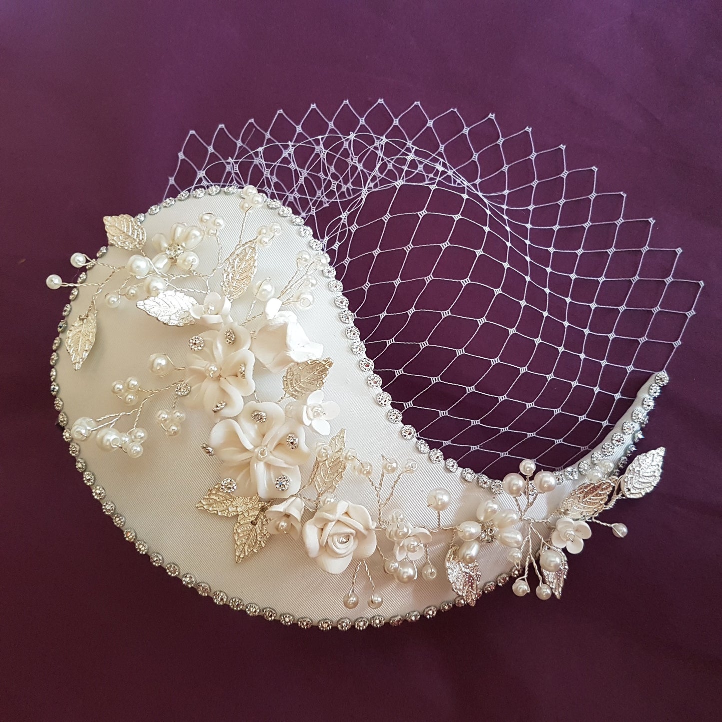 Bridal birdcage veil hat