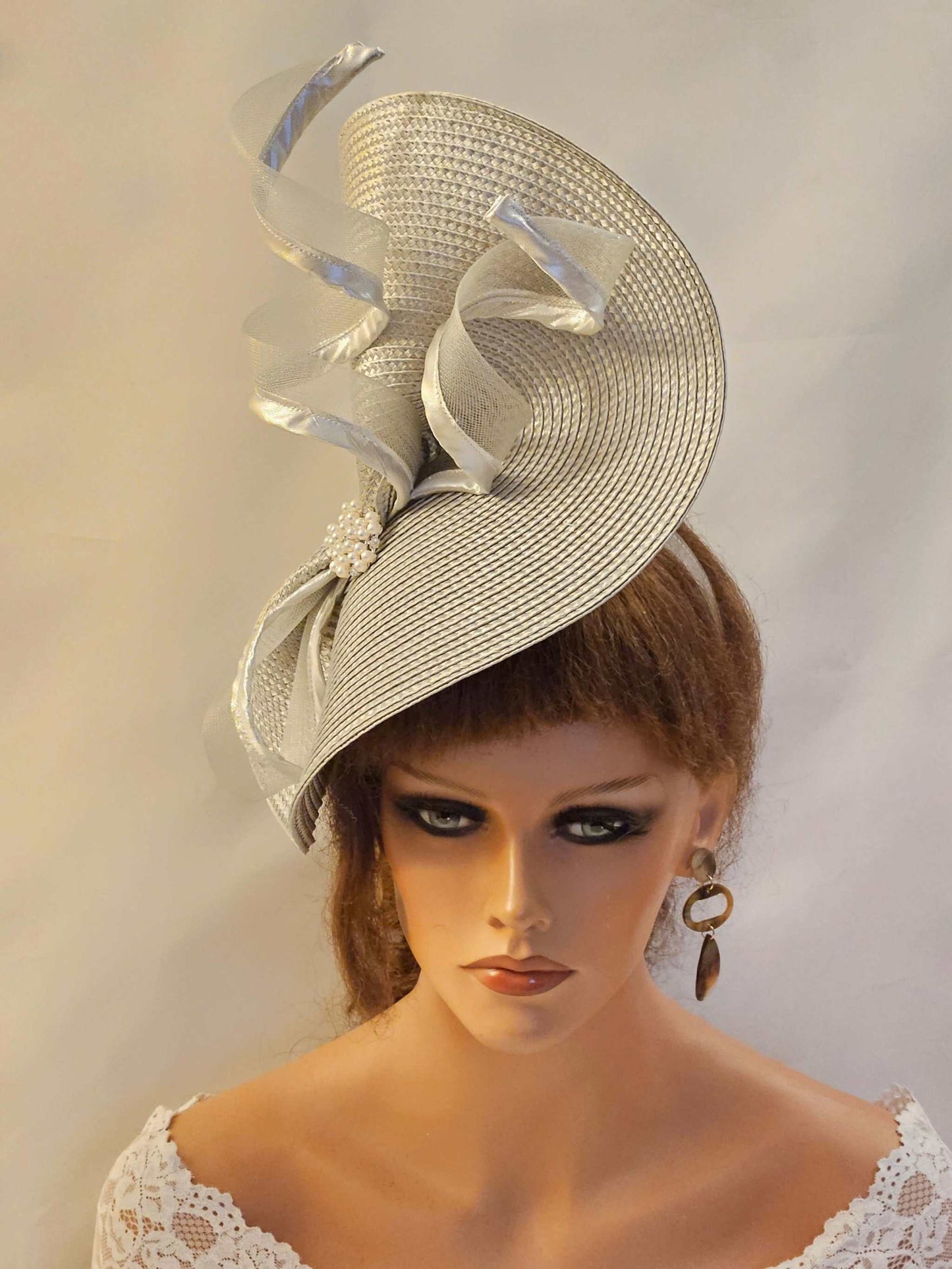 Gold Fascinator Ascot Races Fascinator Hat.Wedding,Derby,Mother of bride Hatinator.