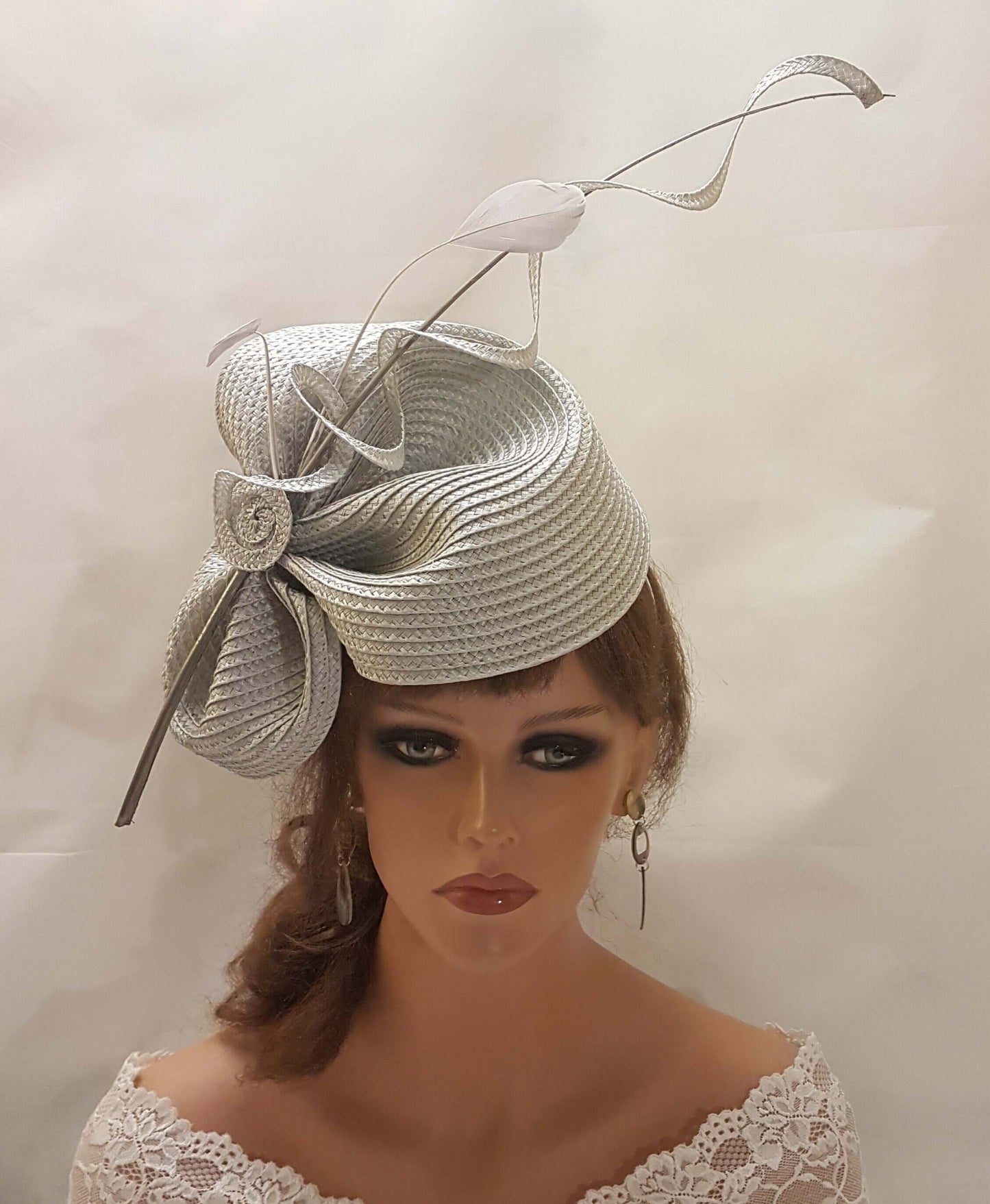 SILVER Grey Hat fascinator large saucer hatinator Womens Royal Ascot, hat Church,Derby Race Wedding Party hat Mother of Bride/Groom Hatinat