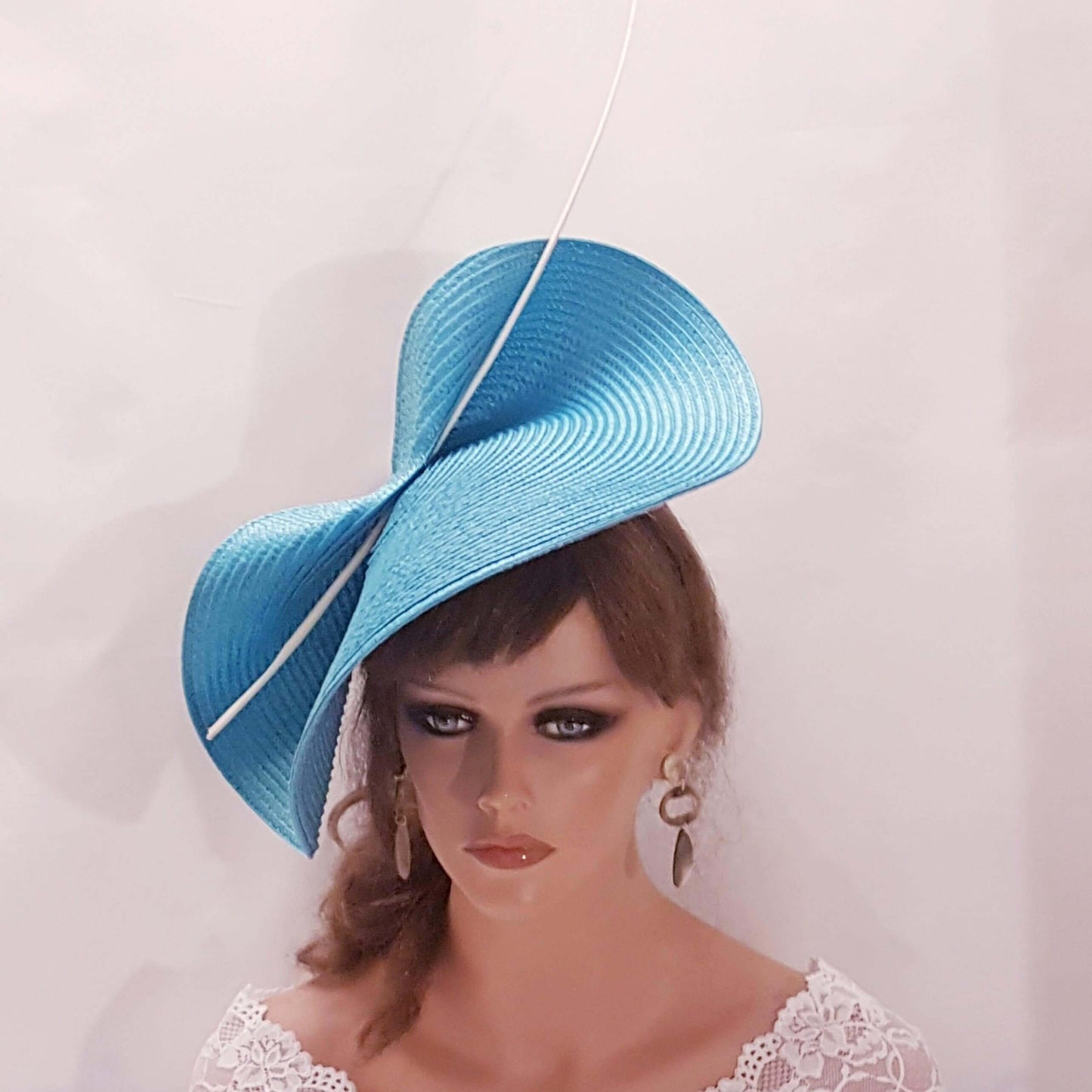 BLUE MOTHER OF THE BRIDE HAT FASCINATOR