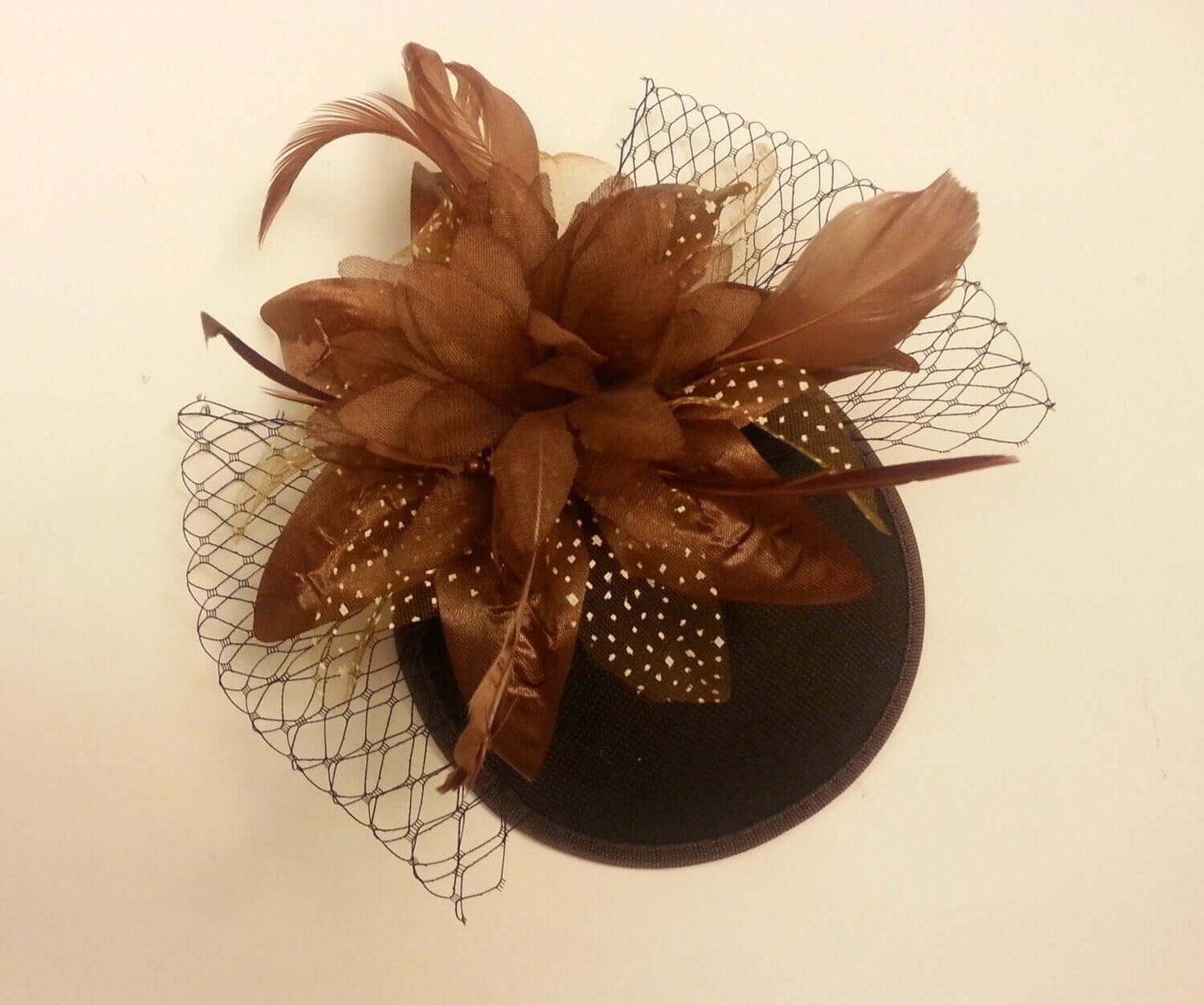 Hat fascinator, Vintage 40s 50s Hat, Brown Hat, Brown Feather fascinator , Race Cocktail hat, Ascot Hat, Cocktail hat, wedding headpiece