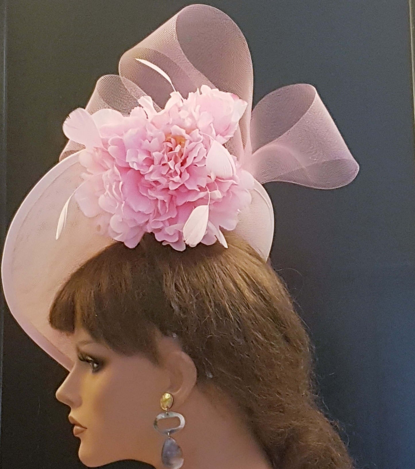 White & Pink Hat Fascinator Large hatinator with Feathers. Floral Church Derby Ascot Race Wedding Party hat Mother of Bride/Groom- EleganceFascinator