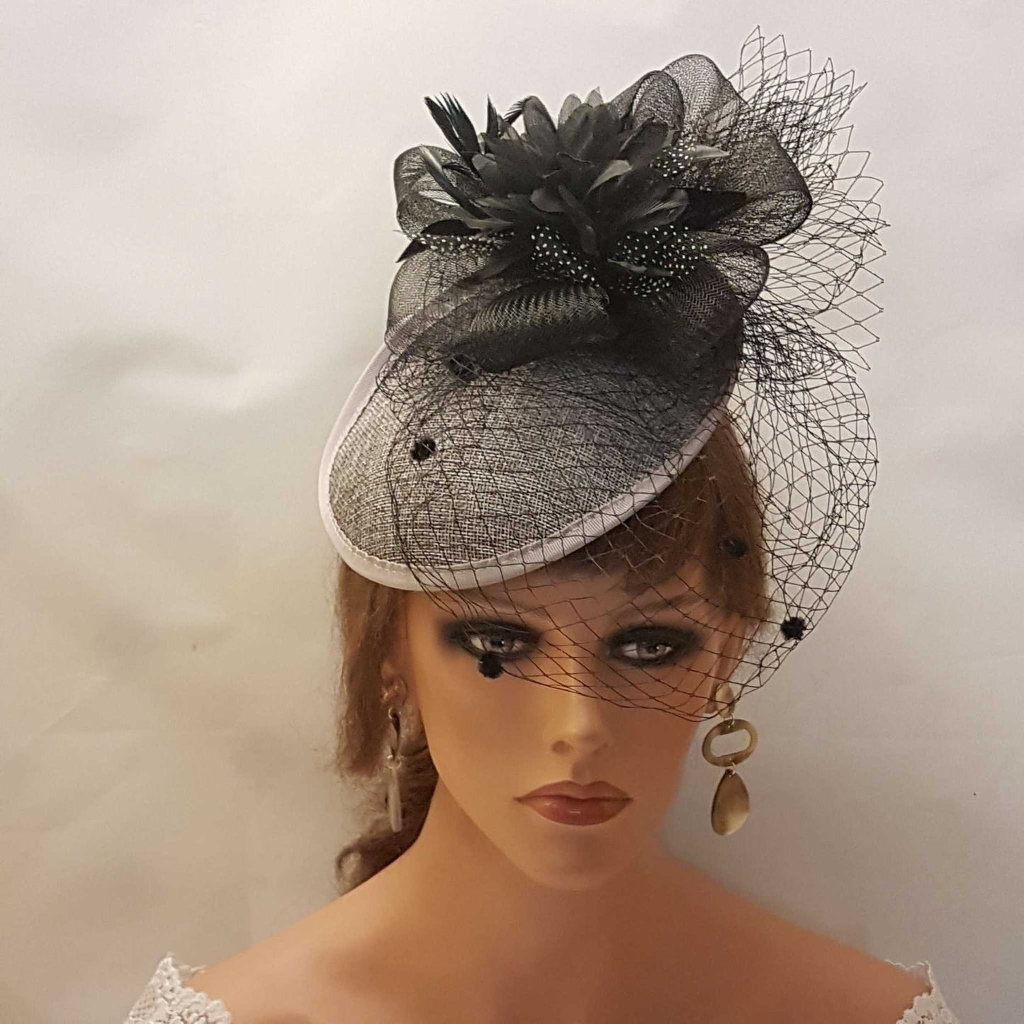 Black & Grey Hat fascinator with Black Chenille Spotted Birdcage veil,Floral Hat fascinator. WOMENS headdress for Wedding ,Ceremoney, Races