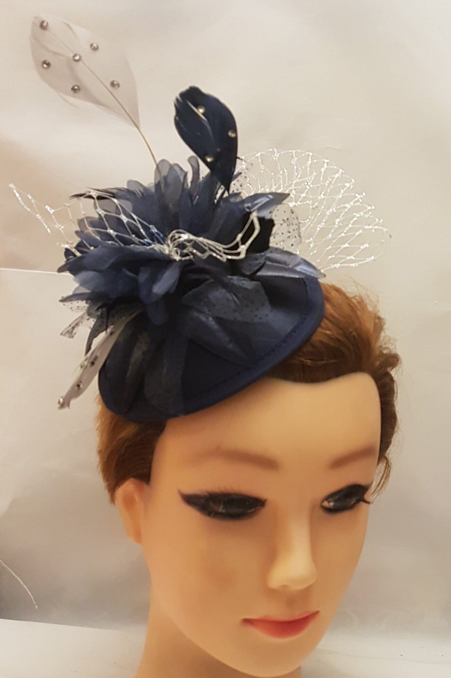 FASCINATOR hat NAVY BLUE Hat fascinator #Blue hat fascinator Race, Cocktail,Ladies day,Ascot hat Blue and silver feather hat Fascinator