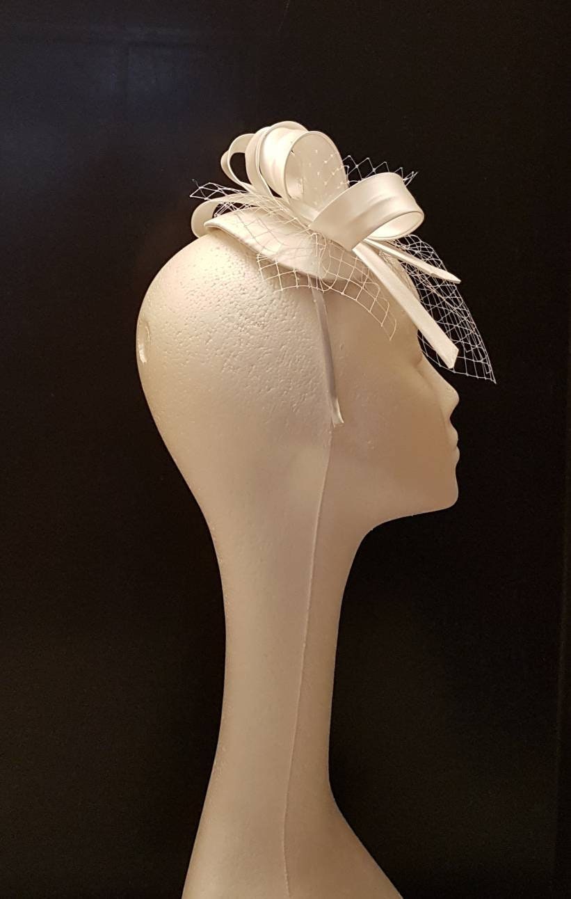 Birdcage veil fascinator Hat. White, Ivory Bridal fascinator with Mini veil. WEDDING HAT fascinator-EleganceFascinator