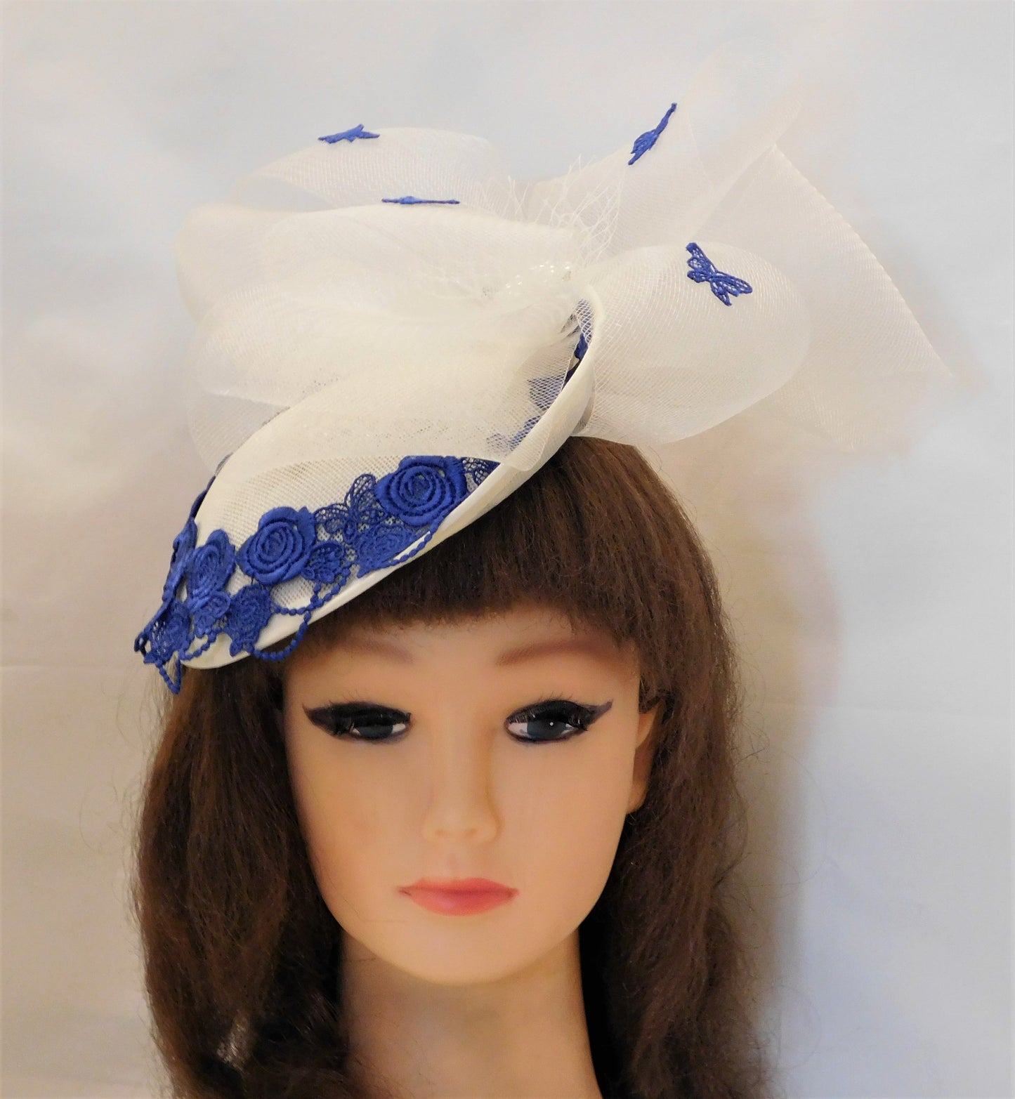 IVORY, WHITE and BLUE Hat Fascinator Wedding hat Mother of bride, Derby, Ascot Race hat fascinator Ladies Hat Blue & Ivory Hat Fascinator