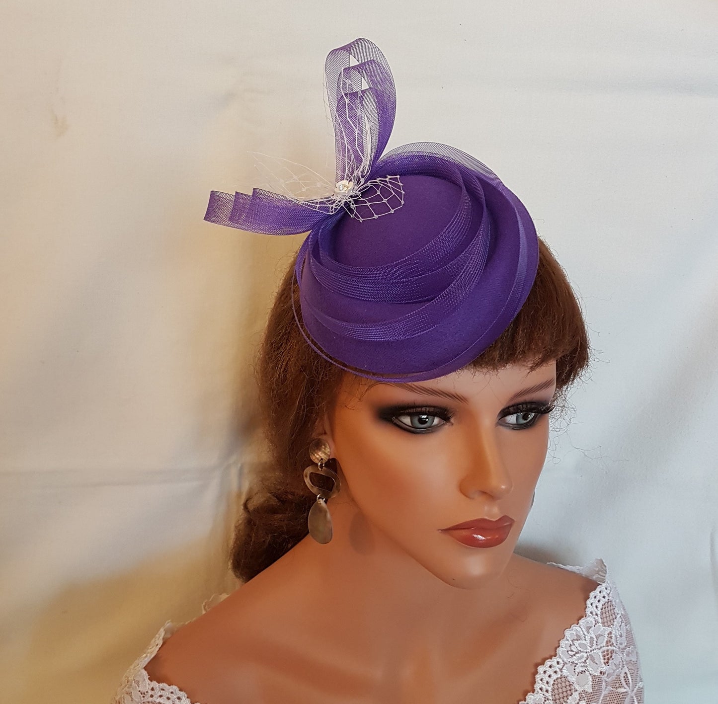 Hat fascinator, Vintage 40s 50s Hat, Purple Hat, PURPLE fascinator , Race Cocktail hat, Ascot Hat, Cocktail hat, wedding headpiece