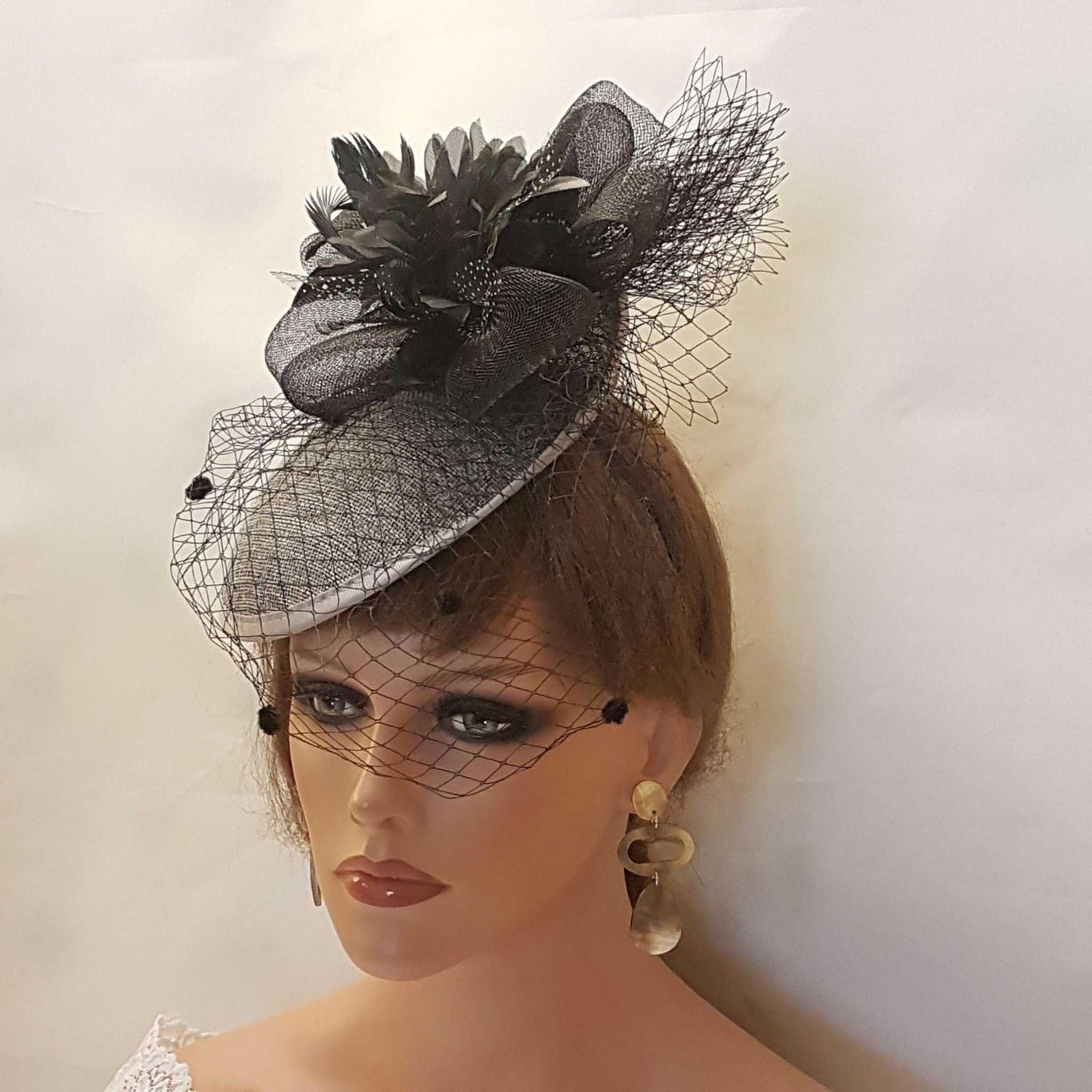 Black & Grey Hat fascinator with Black Chenille Spotted Birdcage veil,Floral Hat fascinator. WOMENS headdress for Wedding ,Ceremoney, Races