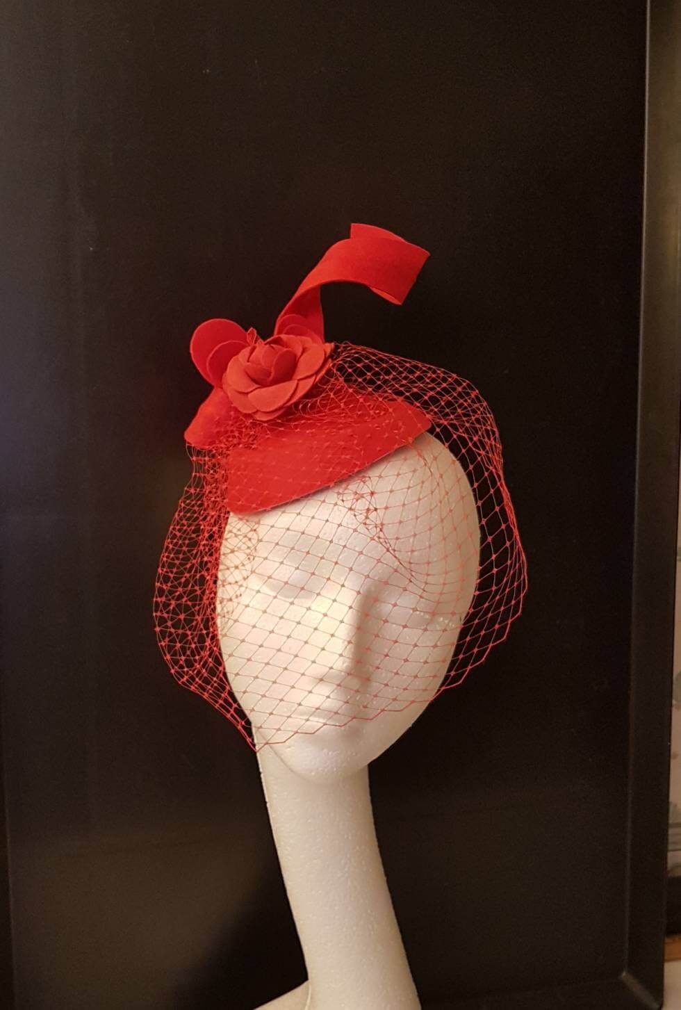 Fascinator Red Hat Birdcage veil #RED Felt pillbox hat Fascinator Bird cage veil Ascot hat fascinator Wedding Church party race fascinator