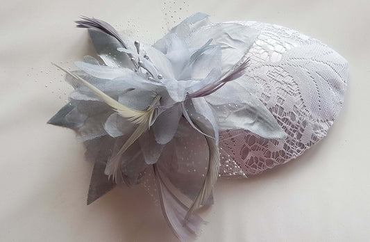 Vintage 40s 50s Hat  Laced small Teardrop Hat Feather fascinator Silver Grey fascinator, Silvergrey Teardrop hat fascinator