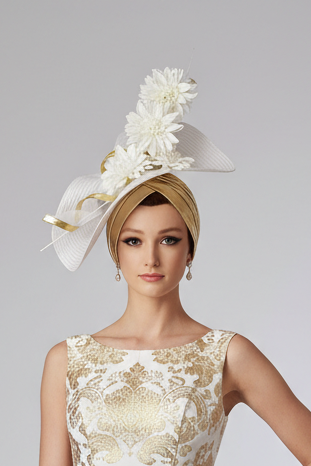 WHITE & GOLD Fascinator hat Quill Feathe, Gold Edge Crinoline Swril Hatinator Wedding,Race,Ladies,Formal, Occasion,Ascot,party hatinator