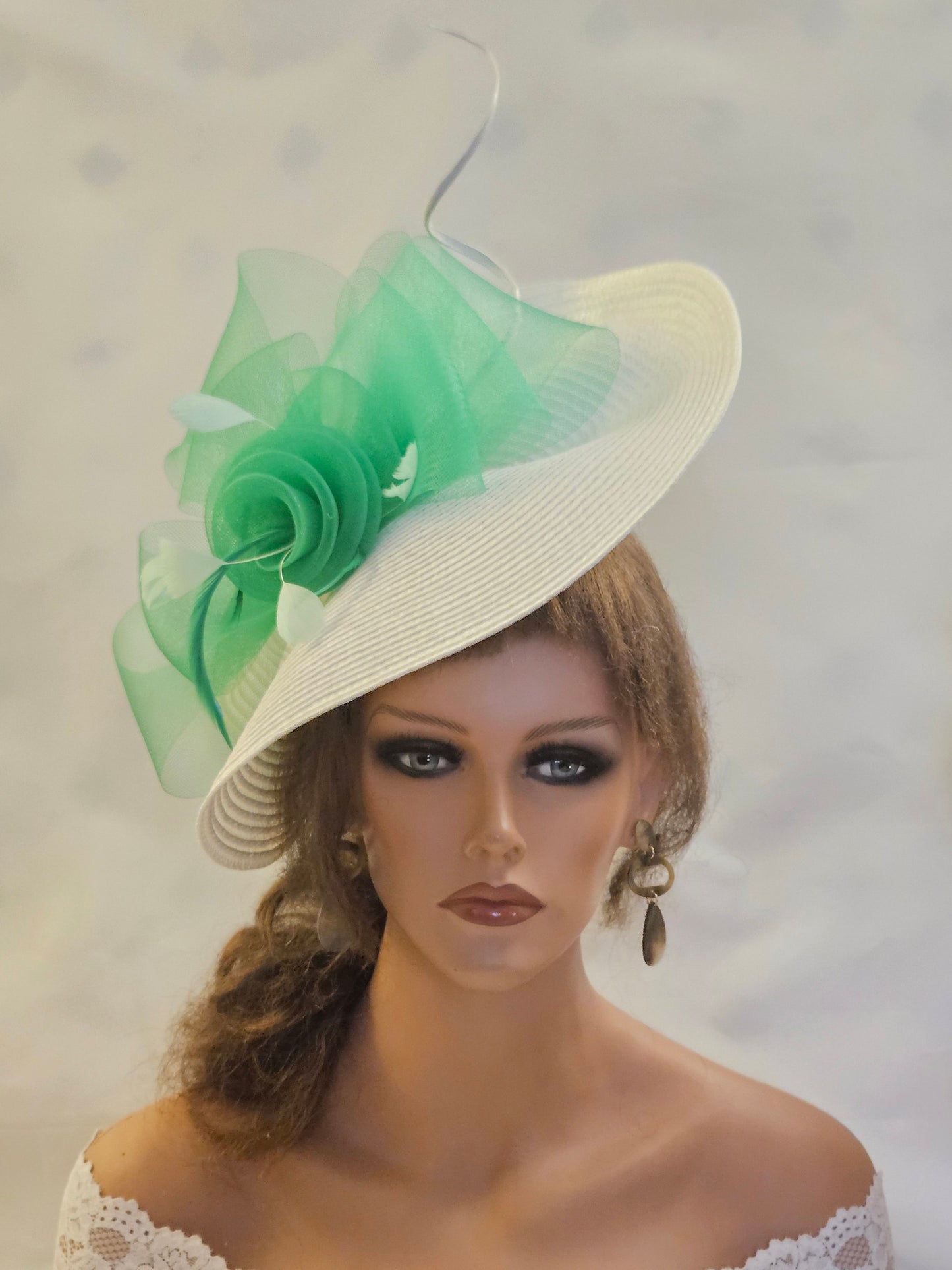 White & Green Hat fascinator Mother of Bride/Groom Hatinator-ELEGANCEFASCINATOR