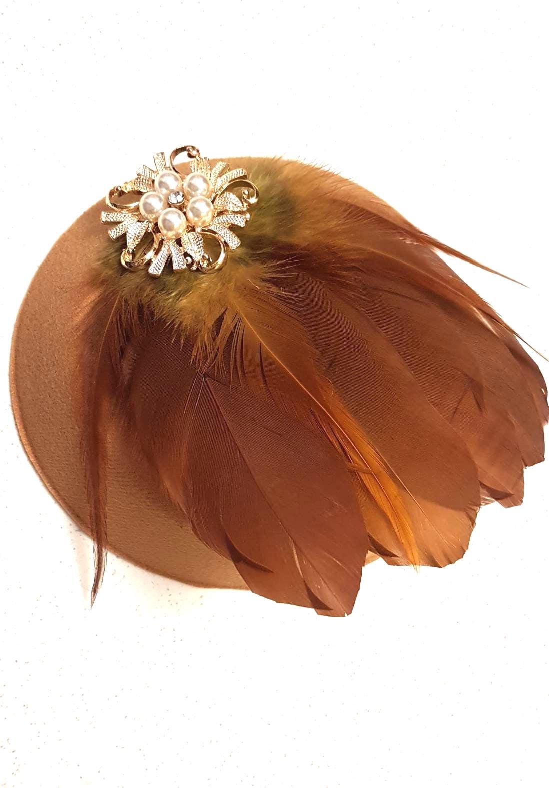 TAN/NUDE FASCINATOR, 40s 50s Tan Hat fascinator #Tan/Nude Feather hat fascinator Race,Cocktail,Ladies day,Ascot hat with Brown feathers