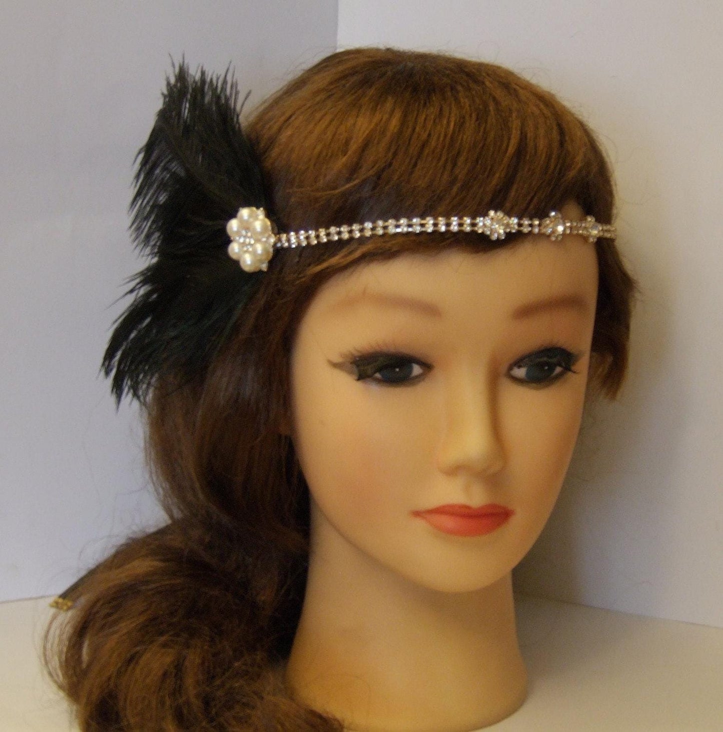Gatsby feather fascinator #Black feather Flapper headband Vintage Wedding hairpiece 1920s Crystal Pearl fascinator Ostrich feather headband