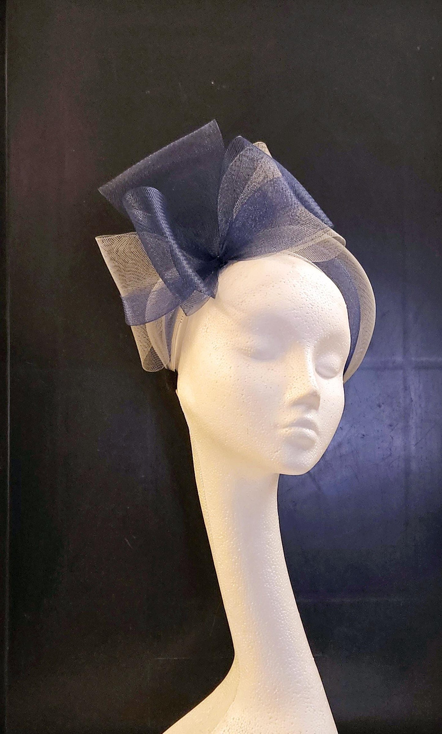 Bandeau Fascinator bleu marine et gris argenté, bandeau à nœud rose - Parfait pour les courses ou la mère de la mariée, bandeau pour invités de mariage