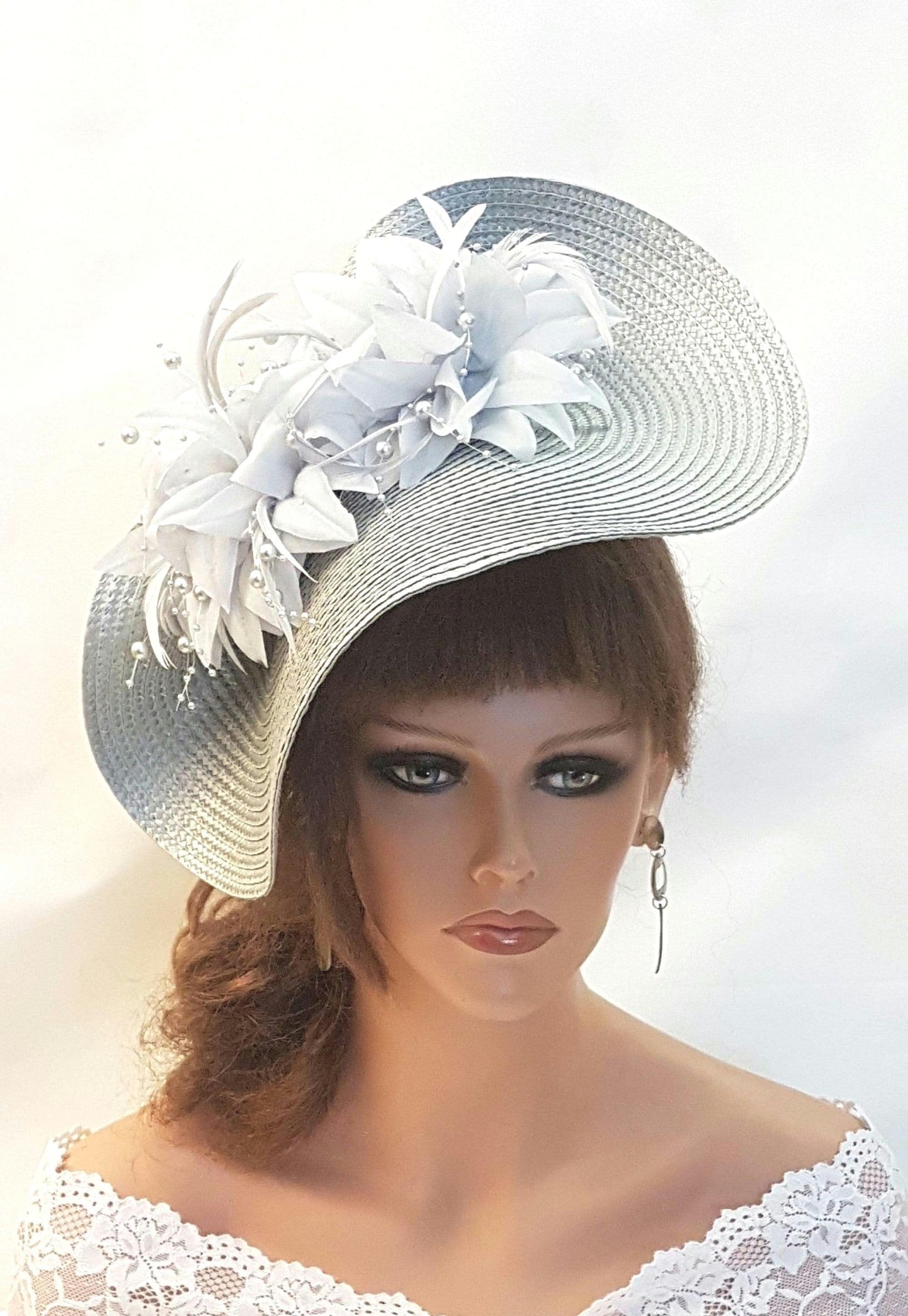 SILVER GREY HAT Fascinator, Large saucer hatinator with  long Quil Floral hat. Church, Derby, Ascot, Wedding, TeaParty hat. Mother of Bride/Groom Hatinator