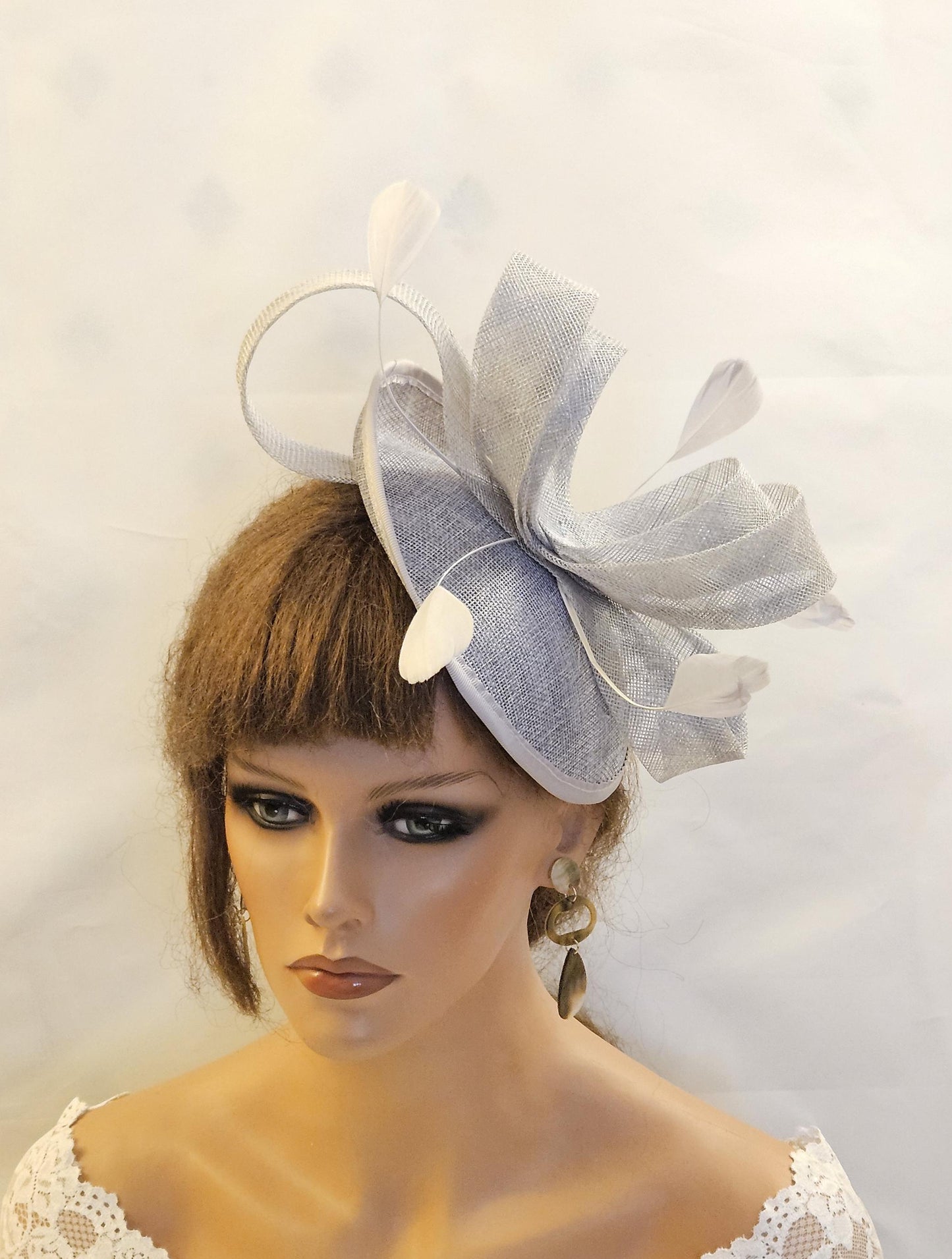 SILVER Grey fascinator Medium Saucer Sinamay loops Fascinator Wedding Ascot Hat Hatinator Sinamay disc saucer hatinator