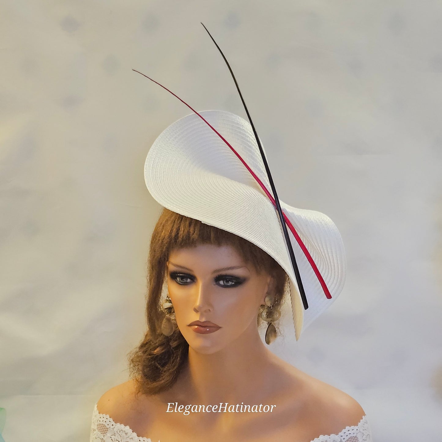 White Red Black fascinator large saucer hatinator Long Quil Church Derby Ascot Hat Race Wedding TeaParty hat Mother of Bride/Groom Hatinator