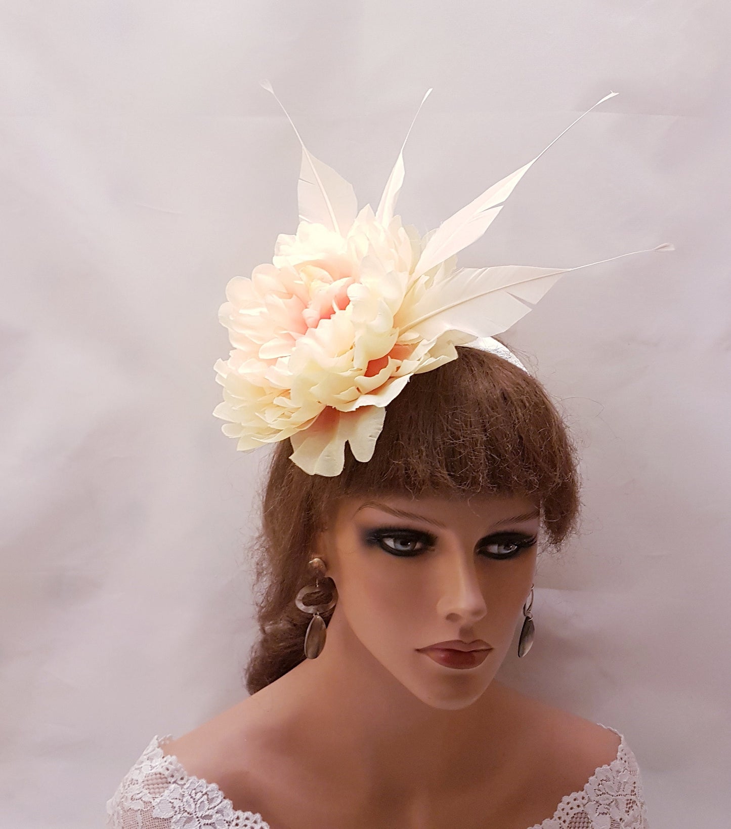 Elegant Floral Fascinator Headband with Cream Peach Flower & Feathers Headpiece for Wedding, Races,and Special Occasions Handmade Accessory