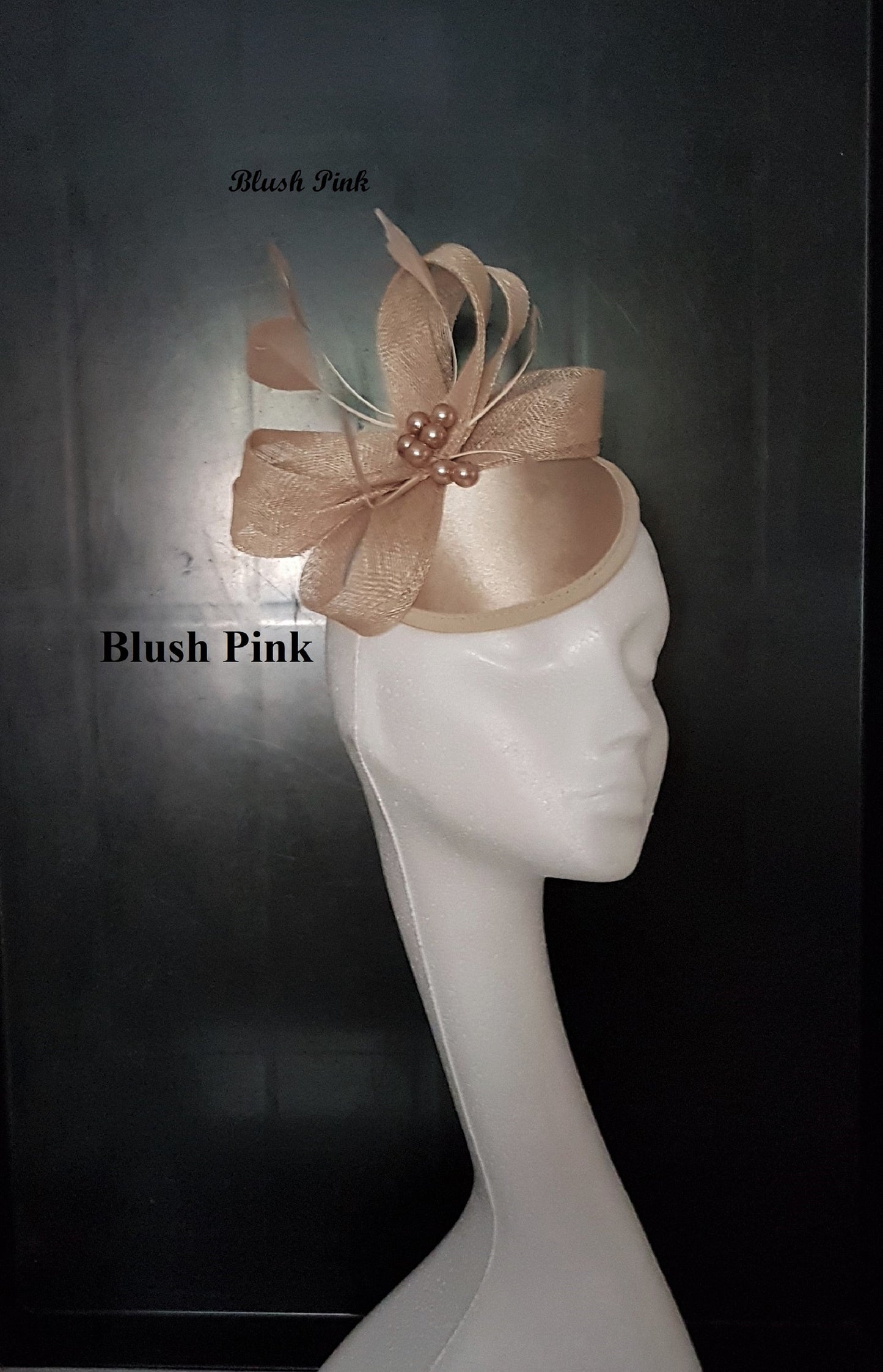 CHAMPAGNE/LATTE FASCINATEUR Chapeau Fascinateur # Gris argenté, rose blush, bleu marine, chapeau fascinateur Ascot Mariage Course Cocktail Église chapeau fascinateur