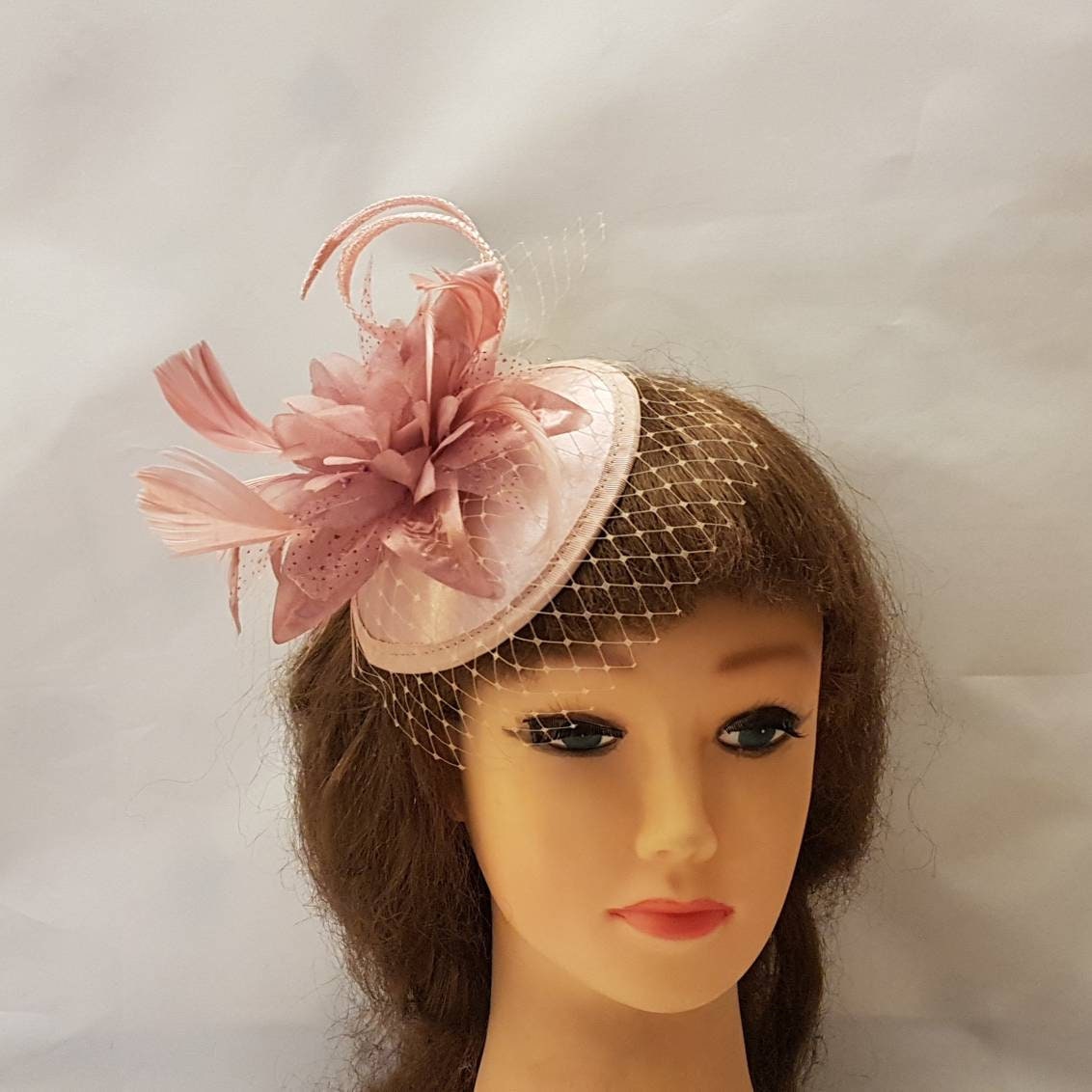 PINK FASCINATOR, Shade of Blush Pink/ROSE  Hat fascinator # Feather hat fascinator,  Race,Cocktail,Ladies day,Ascot hat  feather flower hat