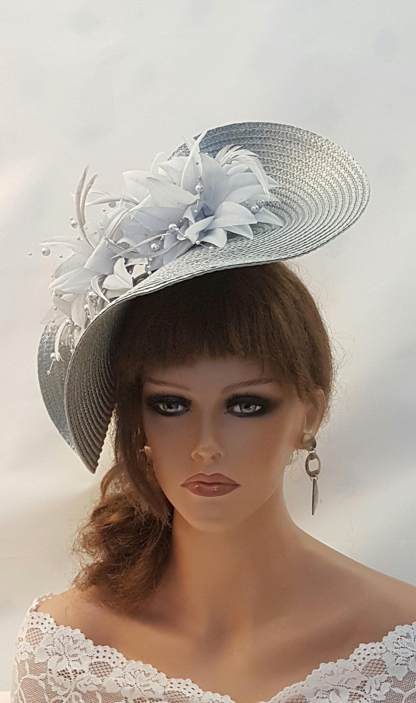 SILVER GREY HAT Fascinator, Large saucer hatinator with  long Quil Floral hat. Church, Derby, Ascot, Wedding, TeaParty hat. Mother of Bride/Groom Hatinator