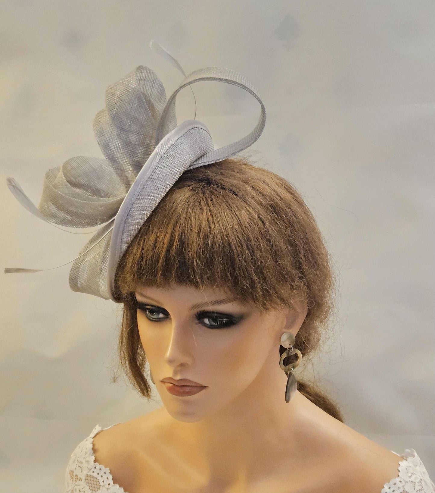 SILVER Grey fascinator Medium Saucer Sinamay loops Fascinator Wedding Ascot Hat Hatinator Sinamay disc saucer hatinator