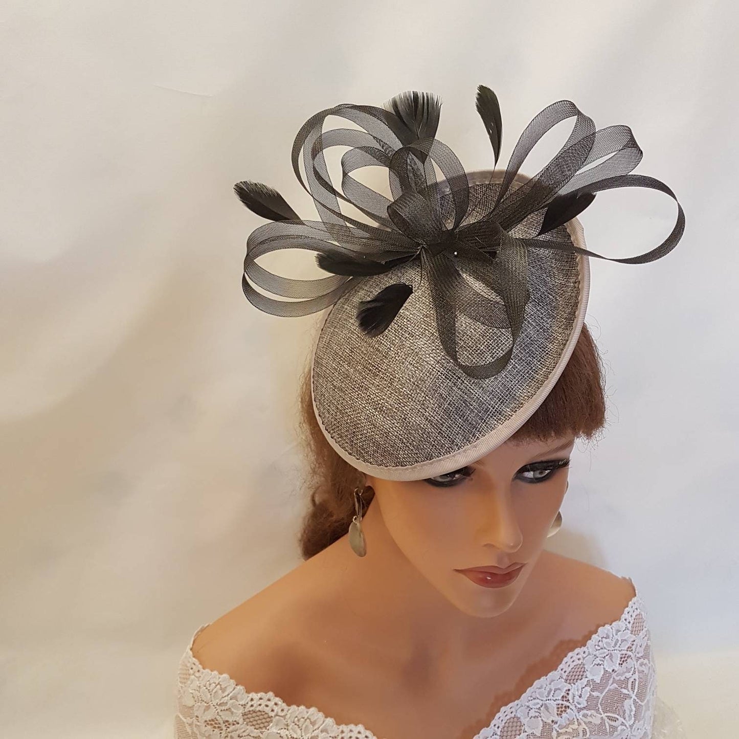 GREY & BLACK feather HAT Fascinator Crinoline loops  feather hat Mother of bride , Groom hat Wedding  Races Ladies Cocktail fascinator hat