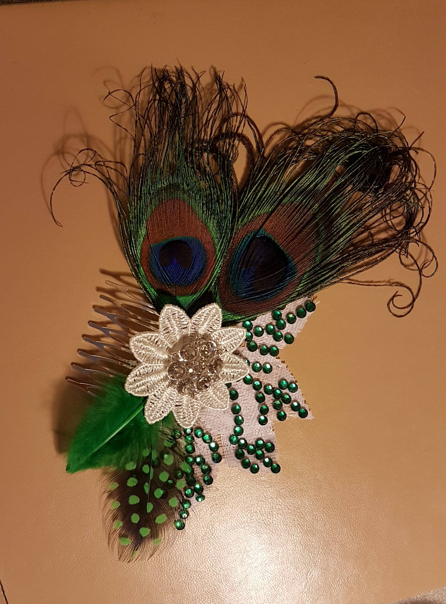 Peigne à cheveux en plumes de paon de mariée, peigne en plumes de cristal bleu vert Fascinator Fascinator de mariée Gatsby Bandeau des années 1920 Fascinator de mariage